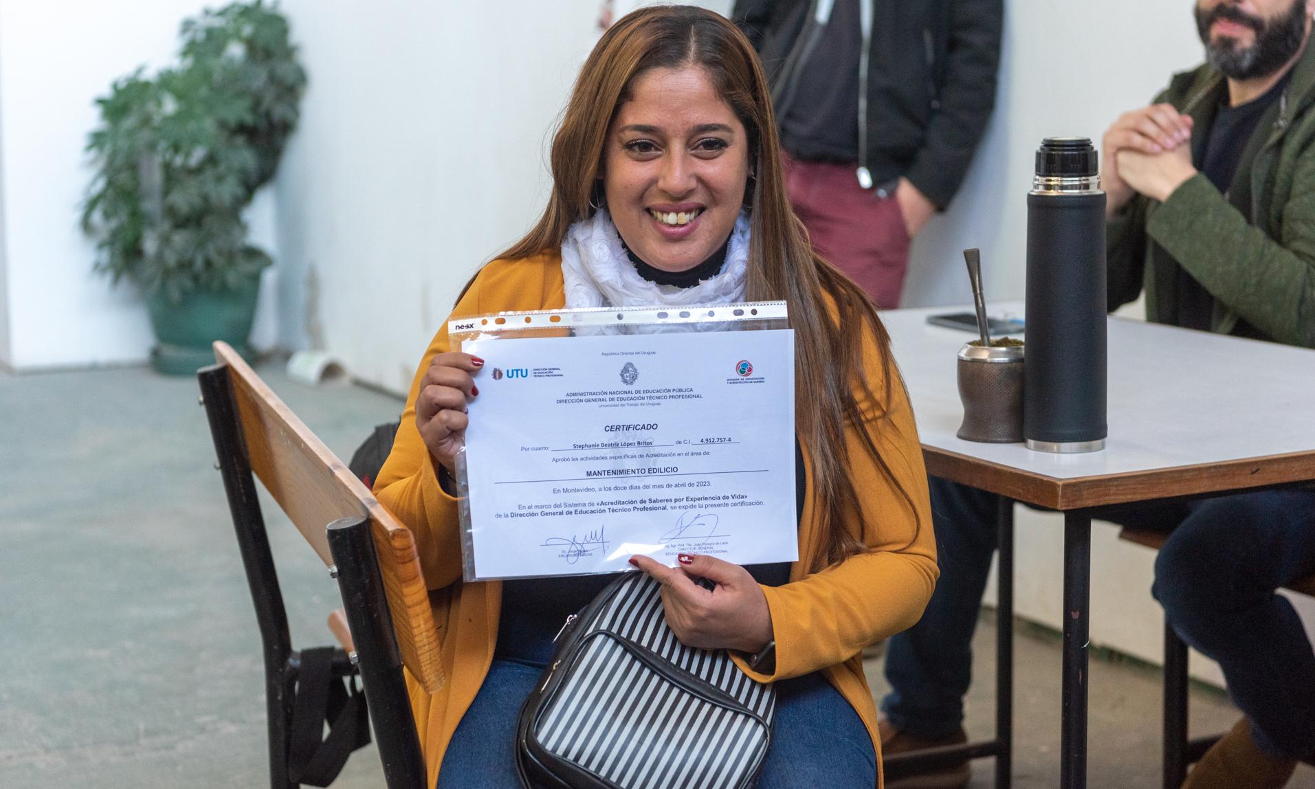 Comenzó una nueva edición del curso "Mantenimiento Edilicio" que dicta UTU a usuarios del MIDES
