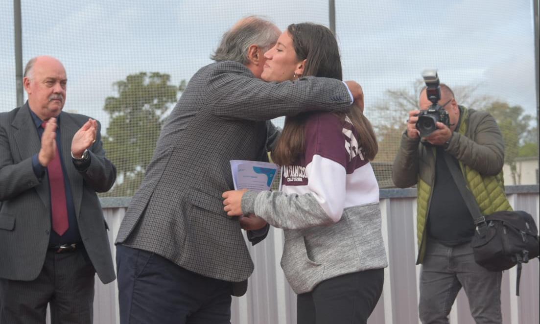 Alumnos de UTU fueron reconocidos por su participación en evento deportivo en Asunción, Paraguay