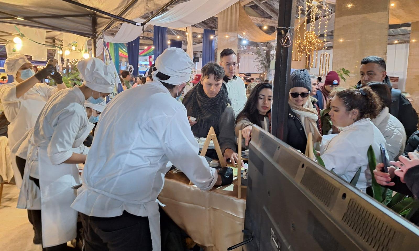 Primera Feria del Alfajor