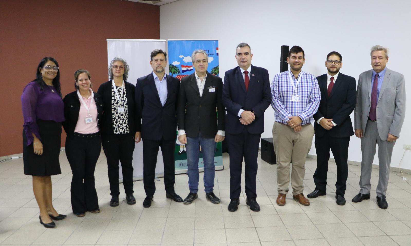 Estudiantes de Mercedes y Maldonado representan a Uruguay en evento internacional en Paraguay