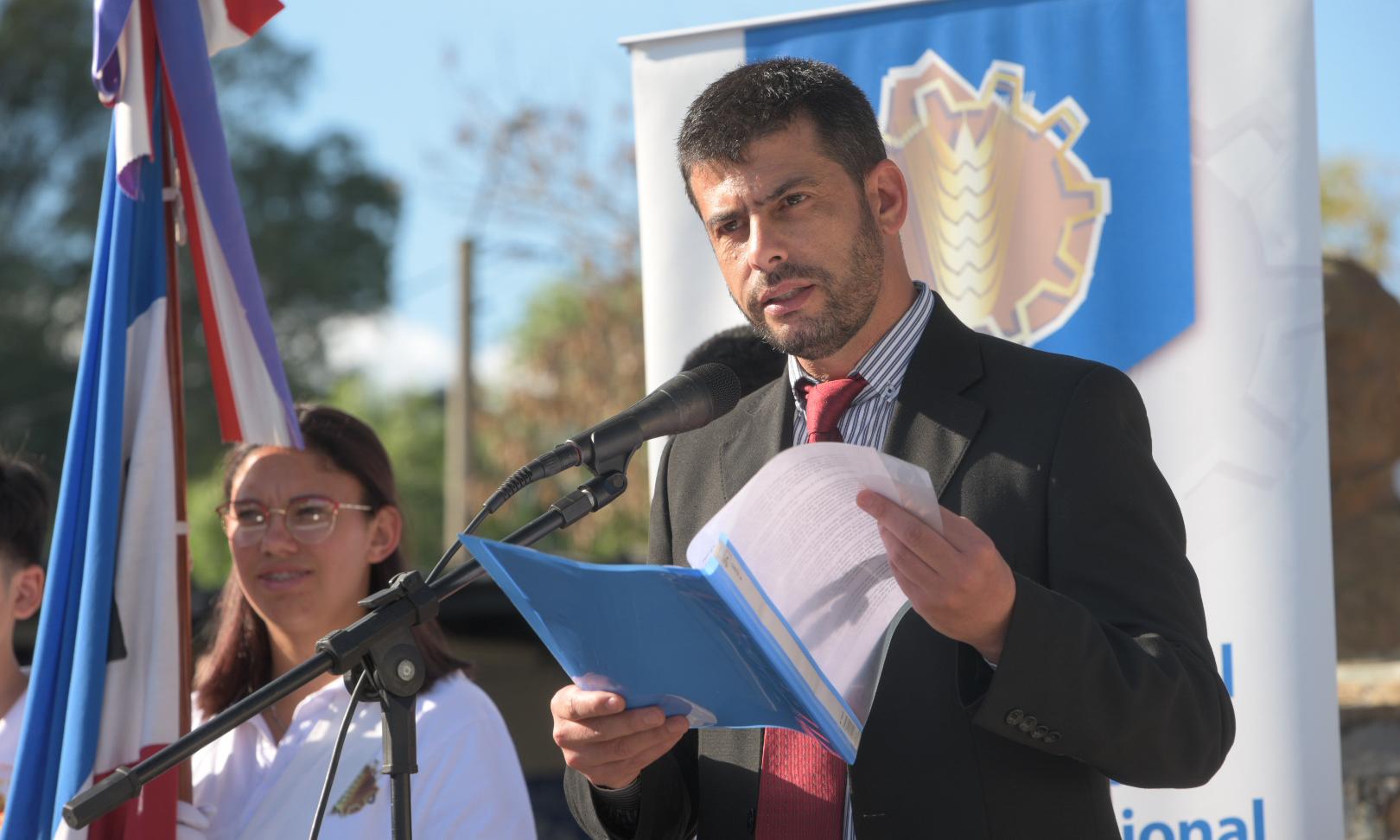 La Escuela Técnica Fraile Muerto recibió oficialmente el nombre de Prof. Julio Cremona