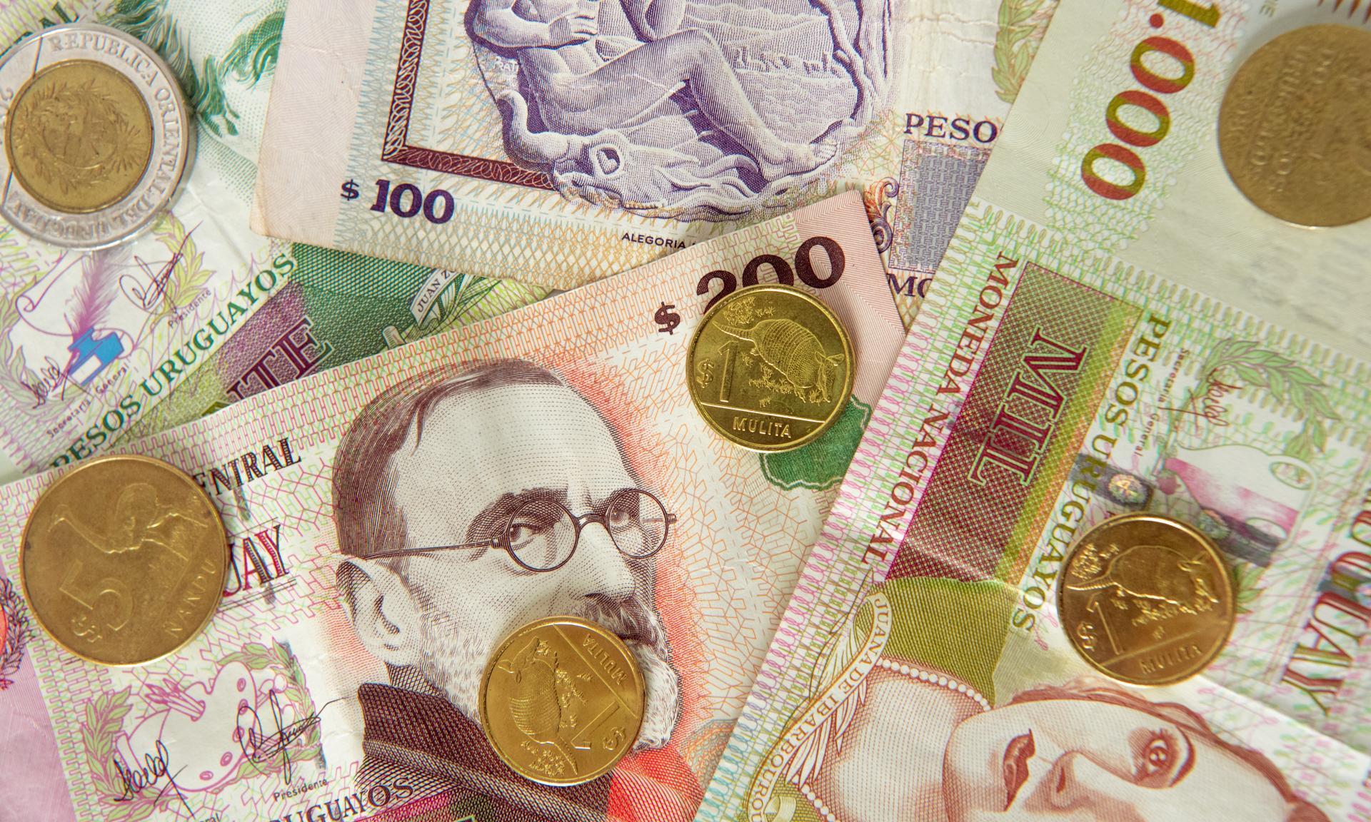 billetes y monedas