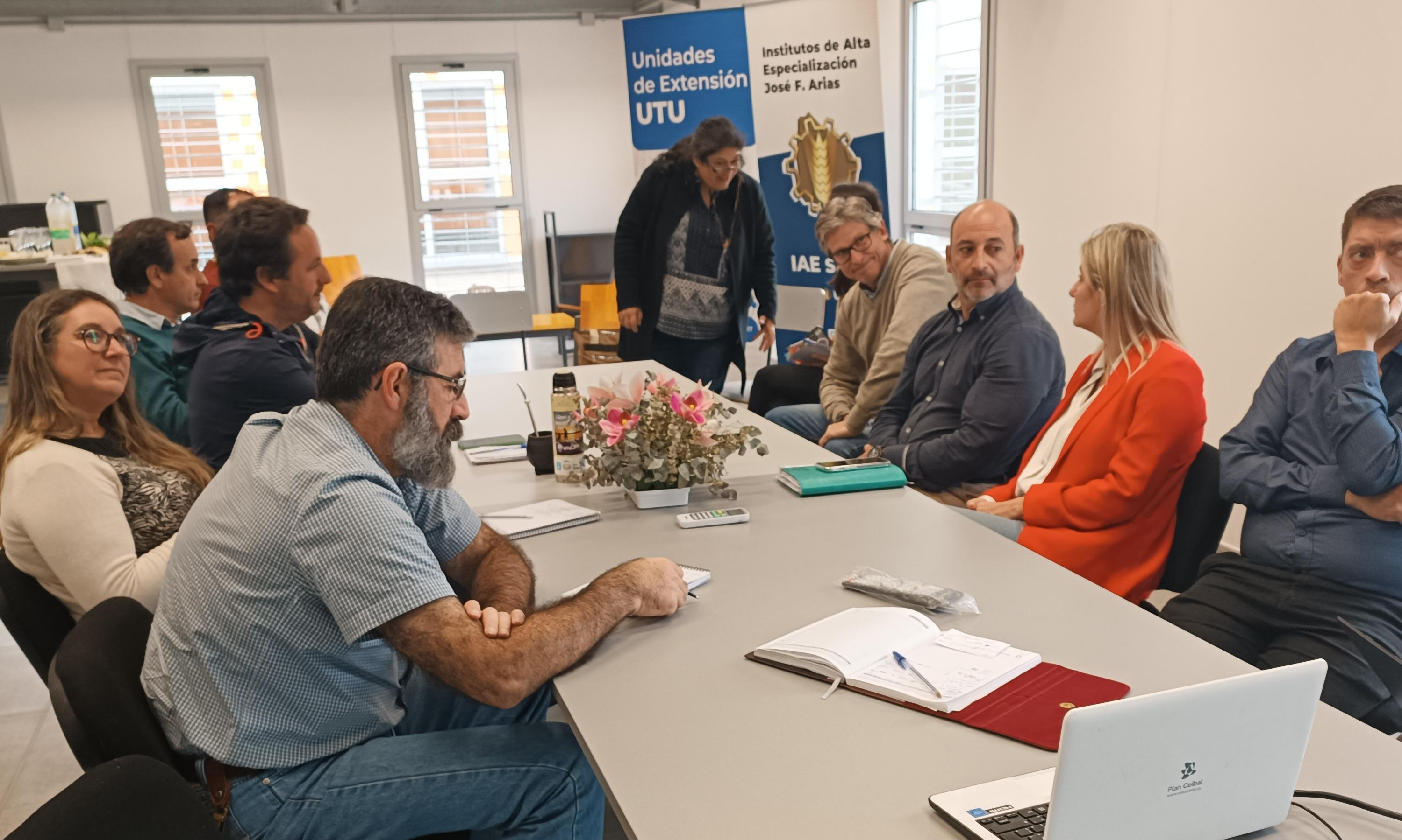 Turismo: reunión de Mesa Técnica entre IAE Salto, sector público y empresarial