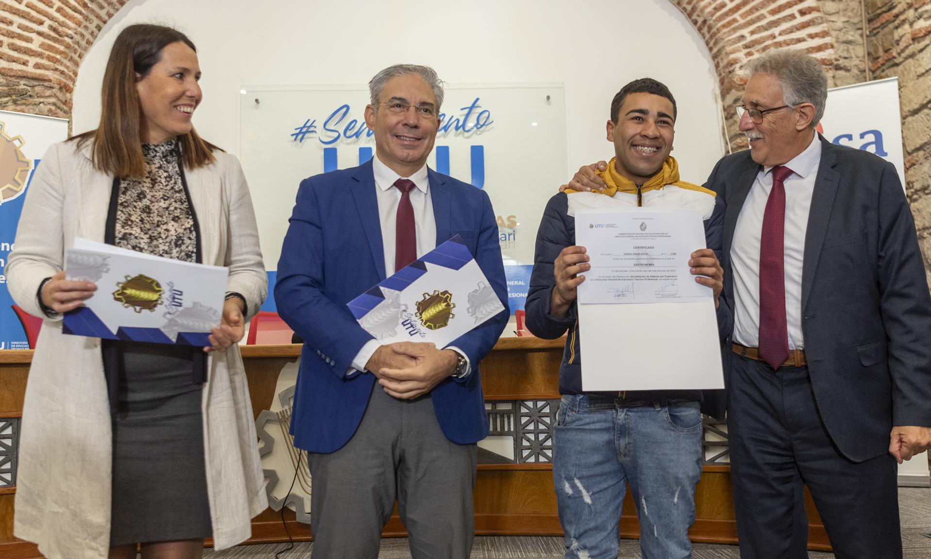 Jóvenes de INISA