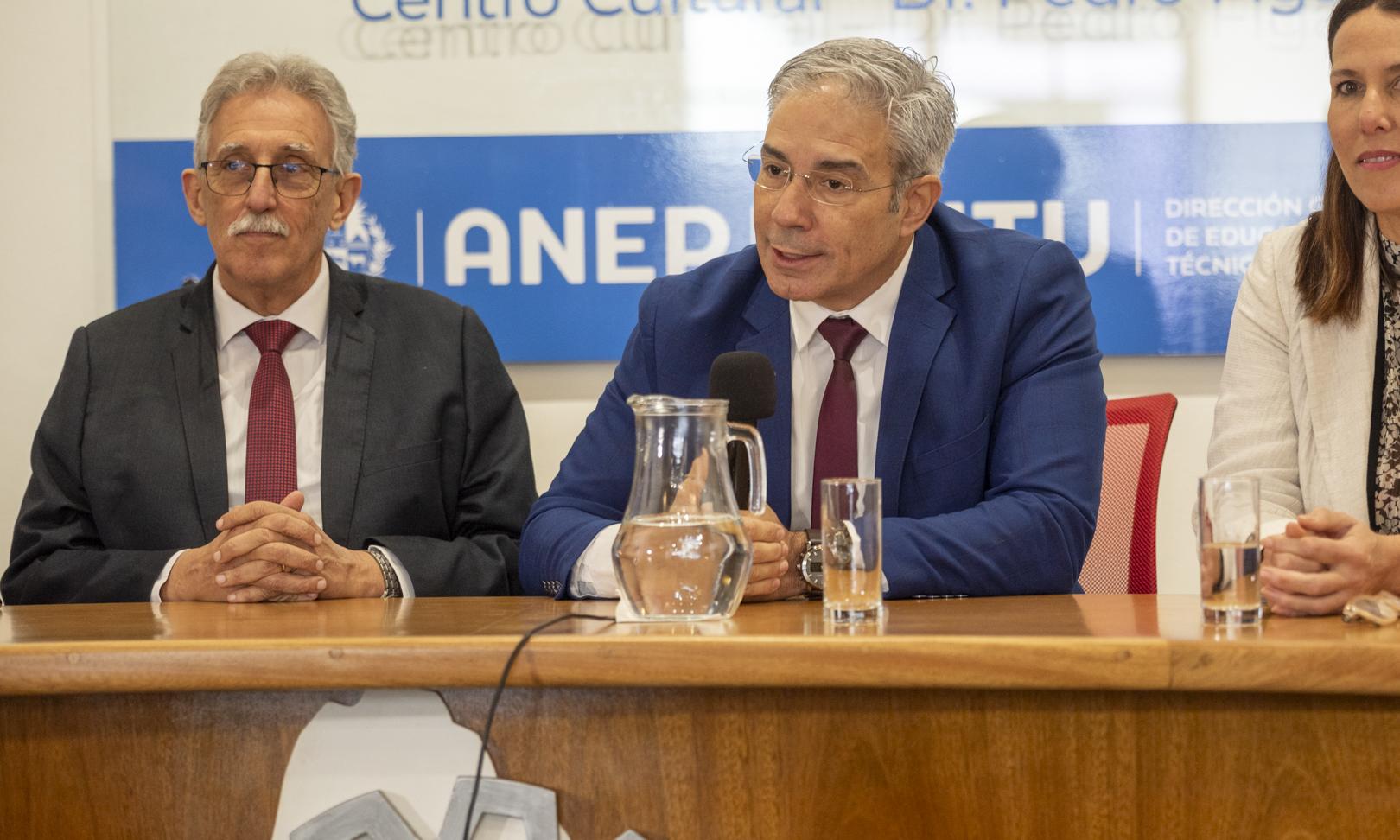 Jóvenes de INISA