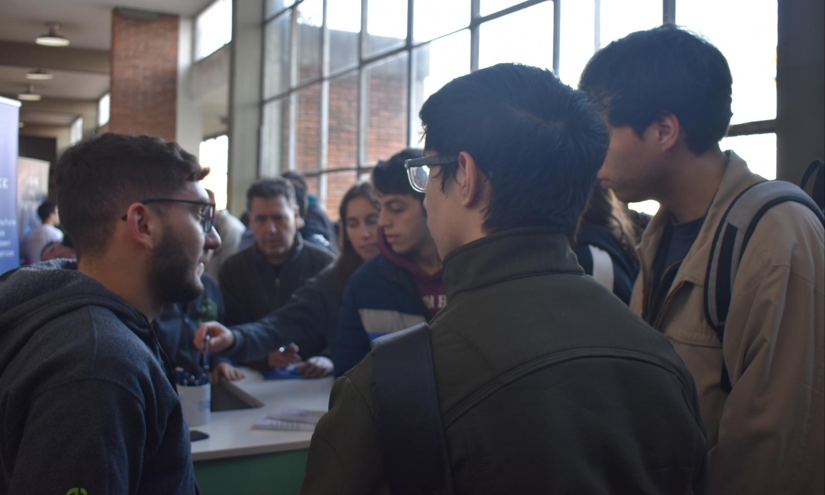 3ra. Feria del Empleo en el ITS "Arias Balparda"  
