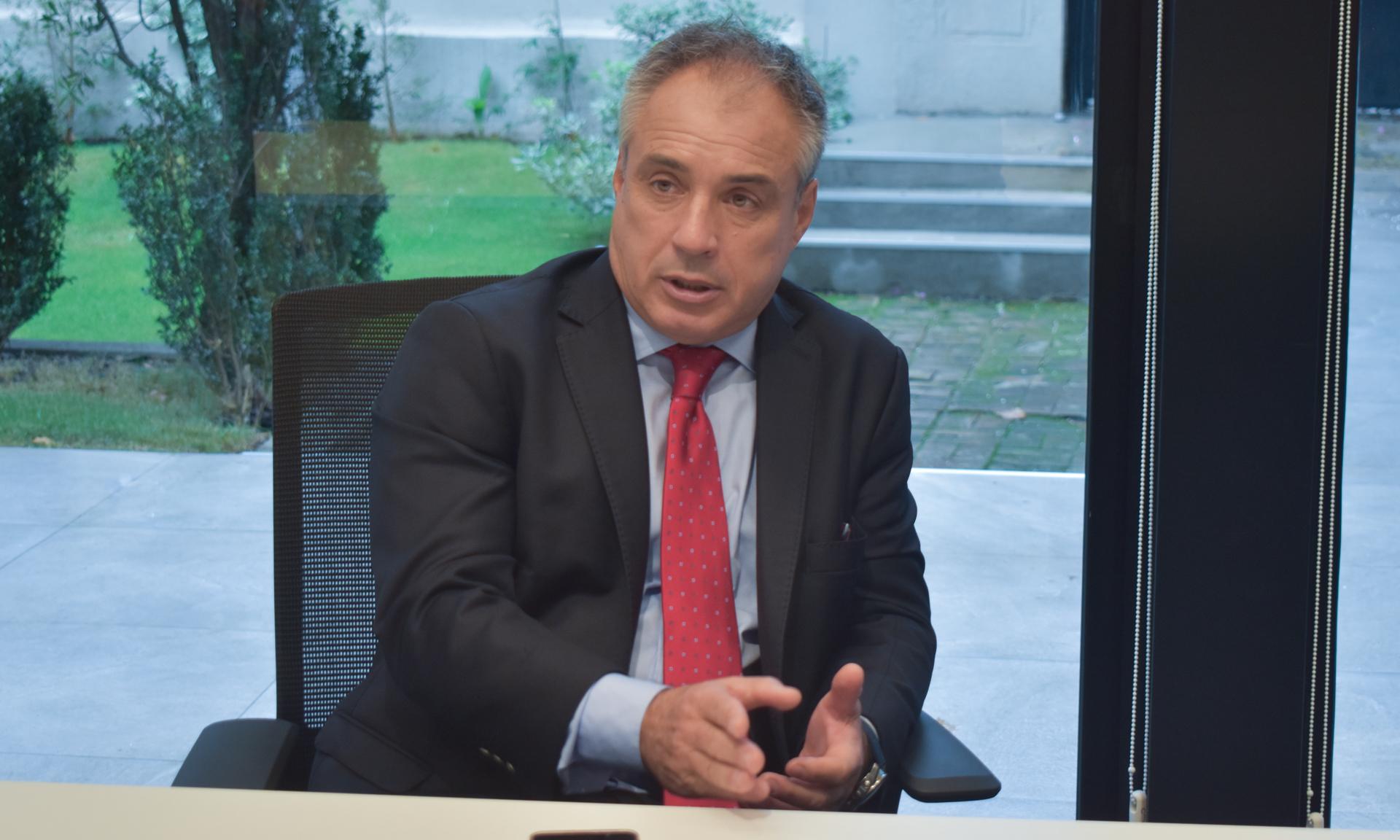 Firma de convenio entre UTU y la Cámara de la Construcción