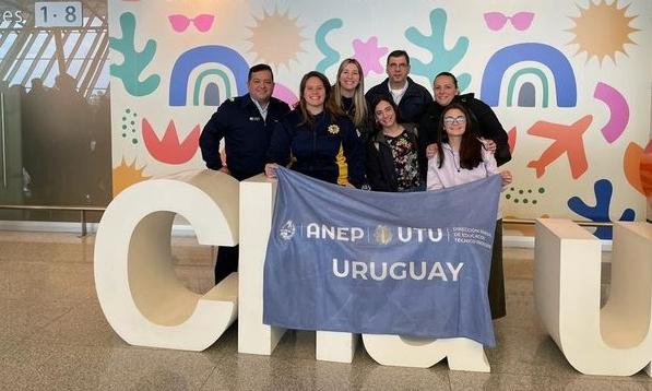 Programa Women in the Sky: estudiantes de UTU aeronautica representan a Uruguay en México