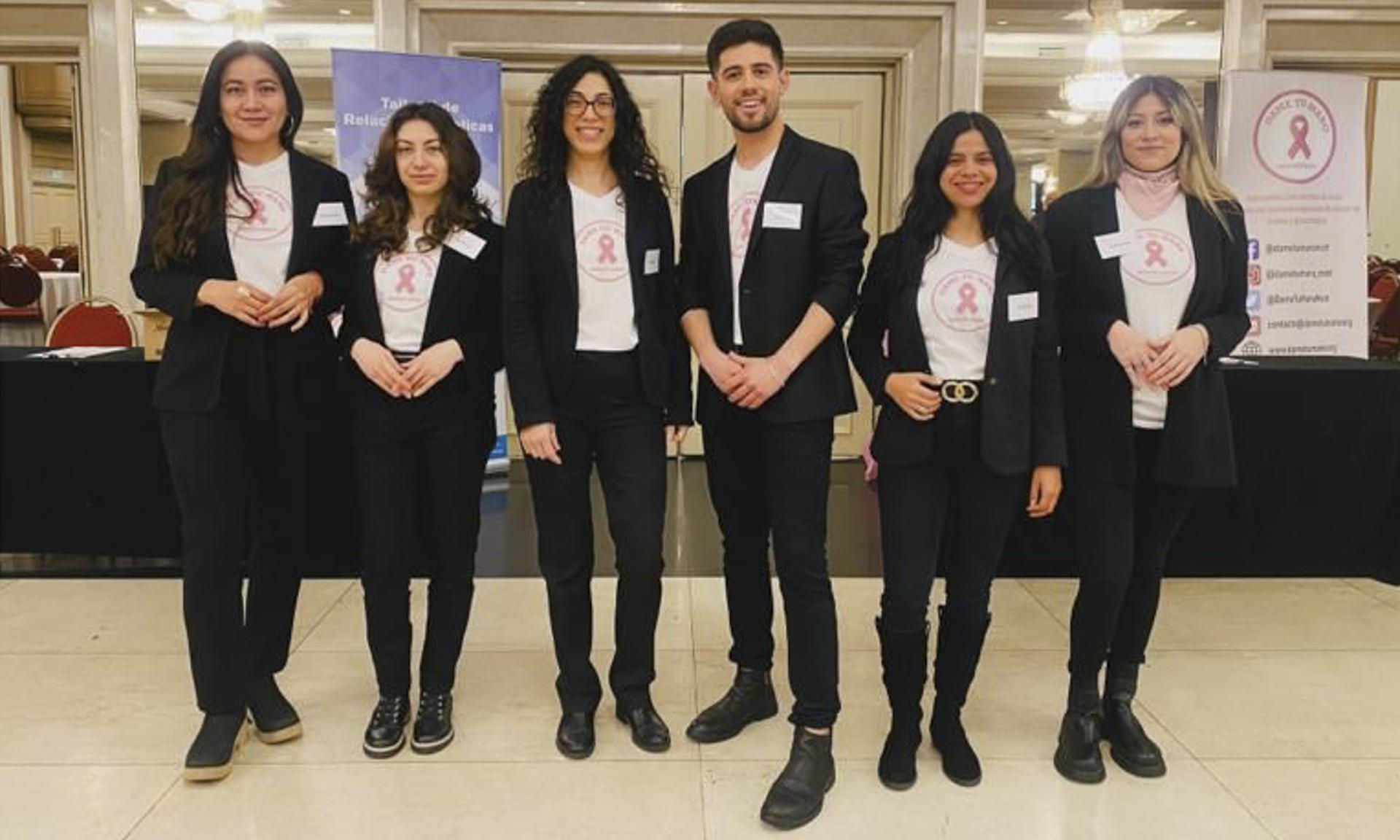 Estudiantes de escuela de comunicación