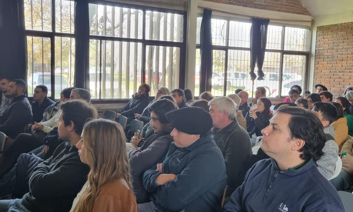 Trece estudiantes de La Carolina 