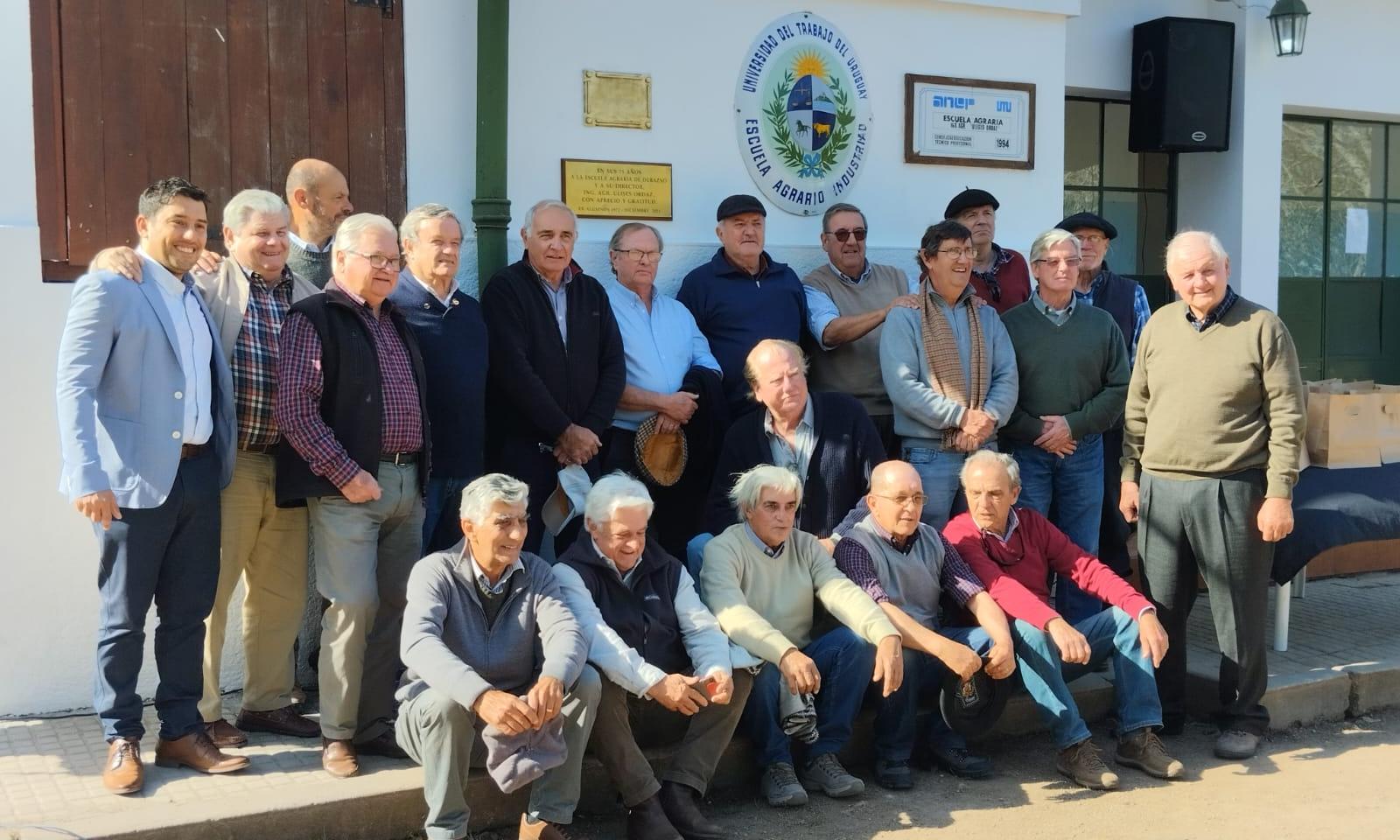 Ex alumnos 