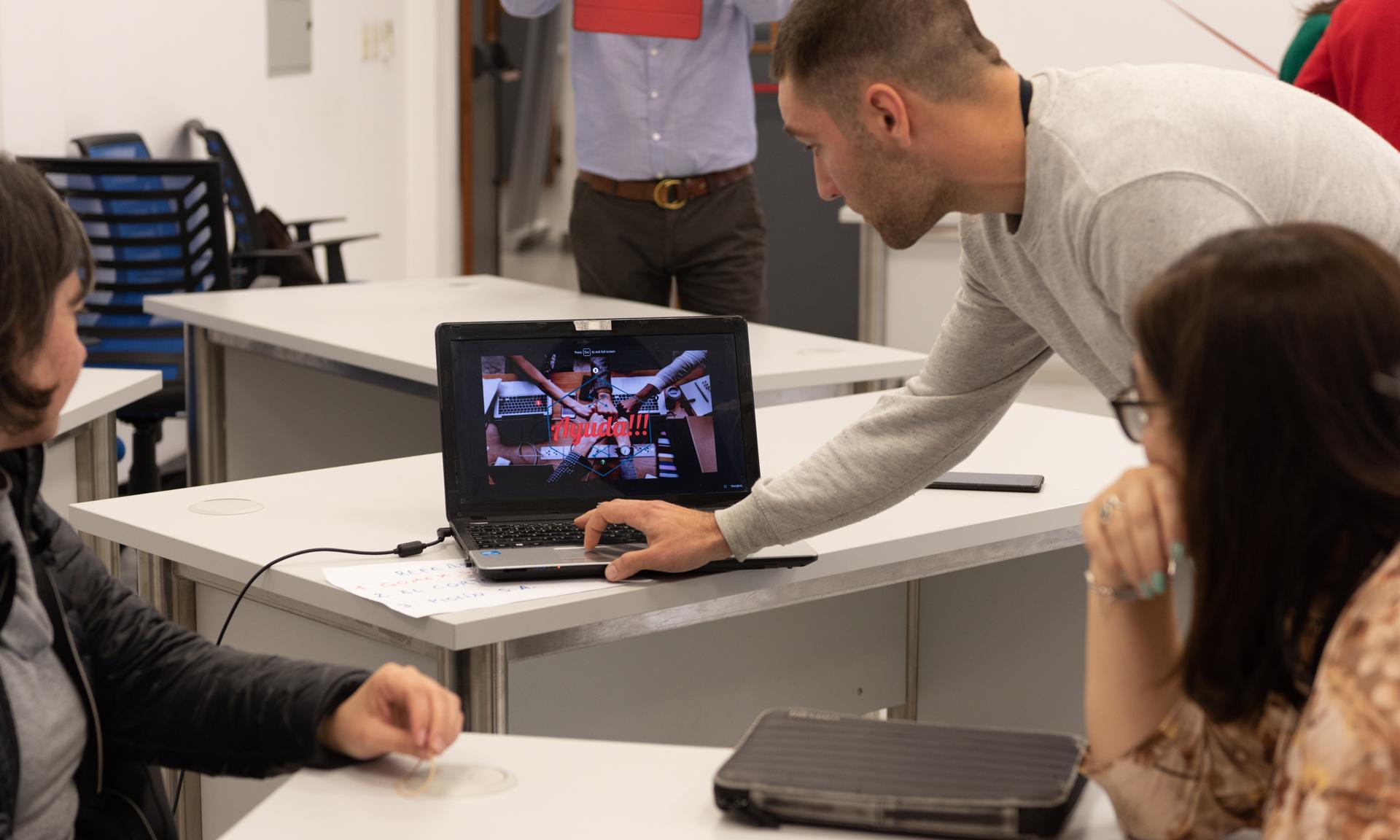 Curso virtual: Abordaje de situaciones de femicidio íntimo con niños, niñas y adolescentes