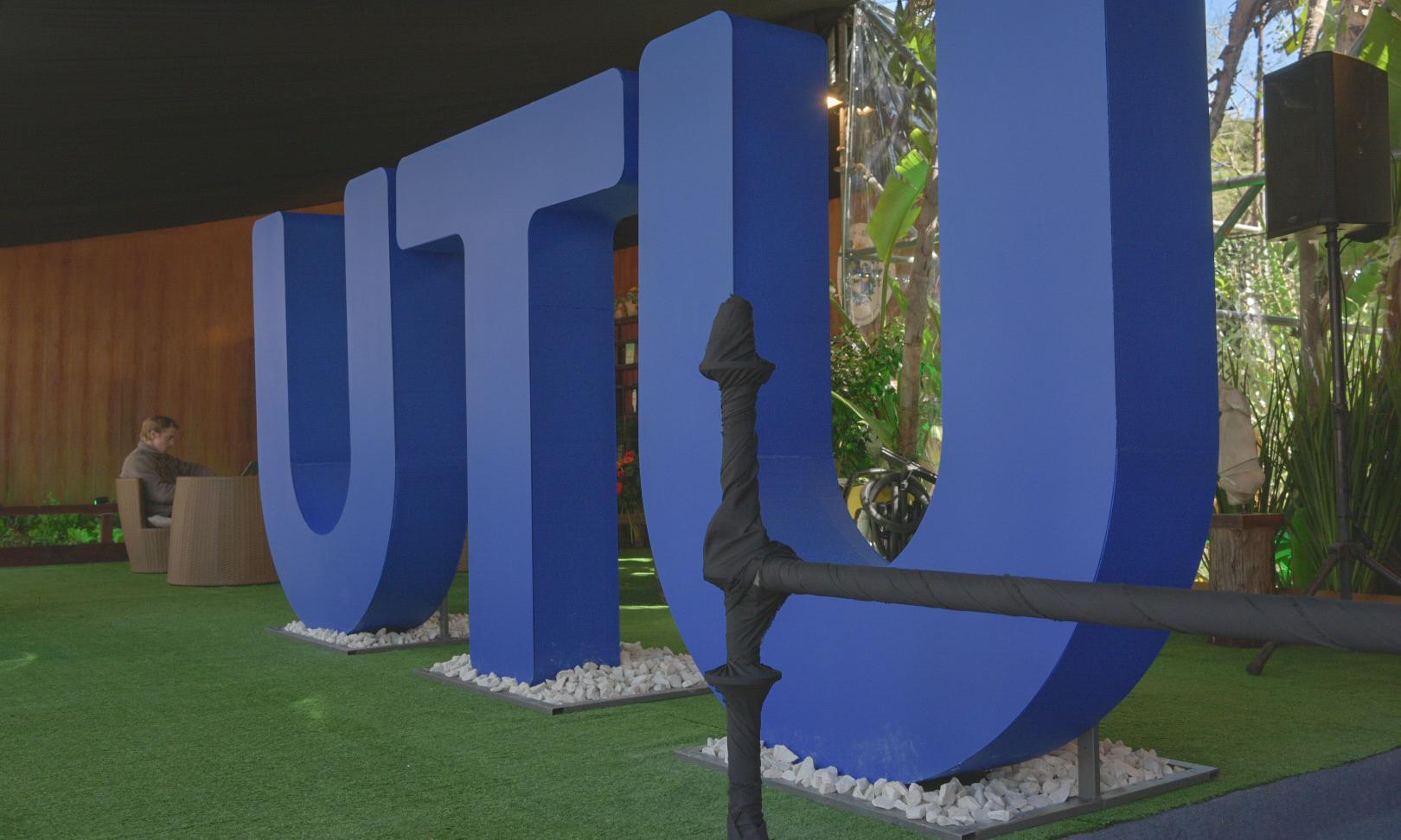 Se inauguró el stand