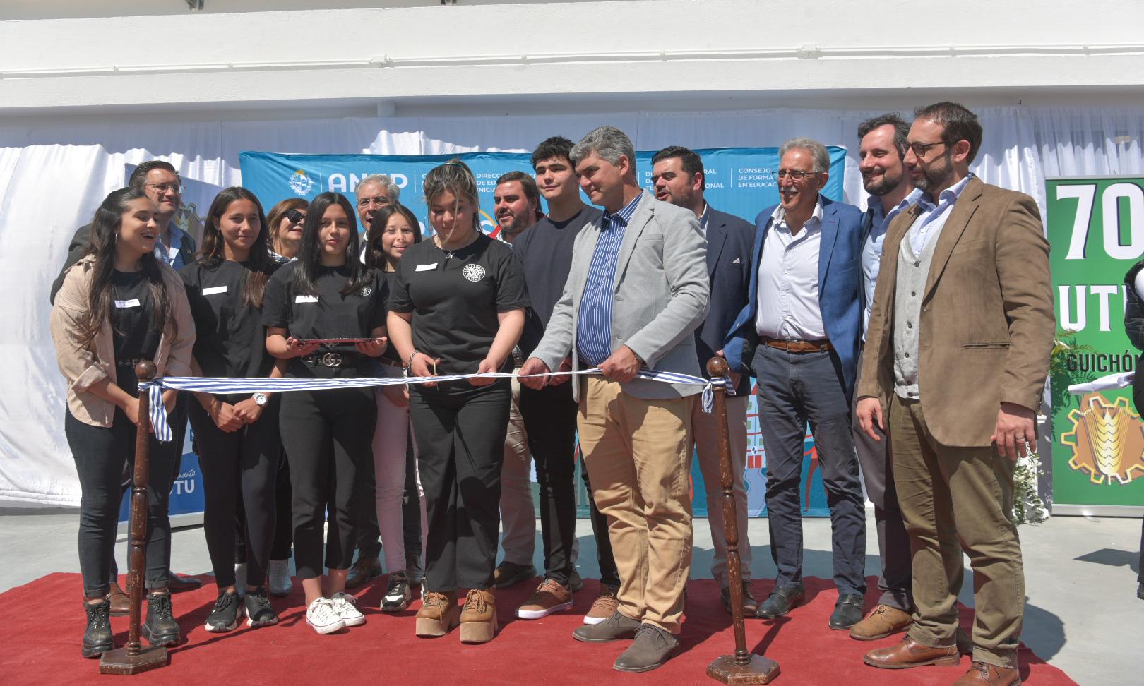 UTU Gichón 70 años creciendo junto a la comunidad 