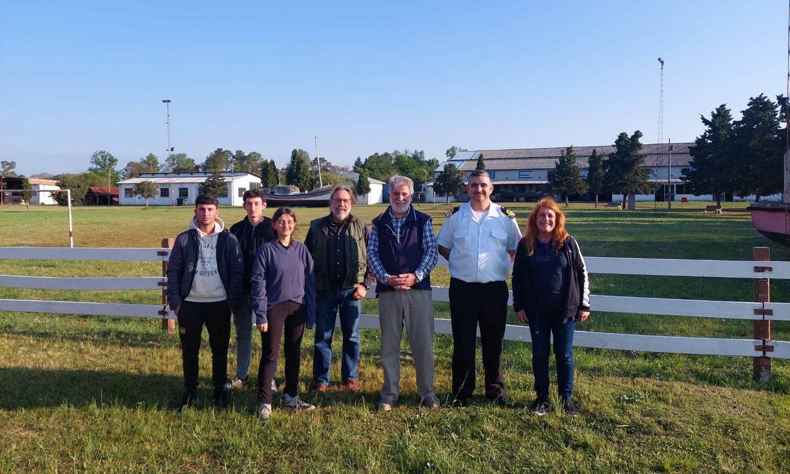 Visita de alumnos del ERCNA a la Subprefectura de Carmelo