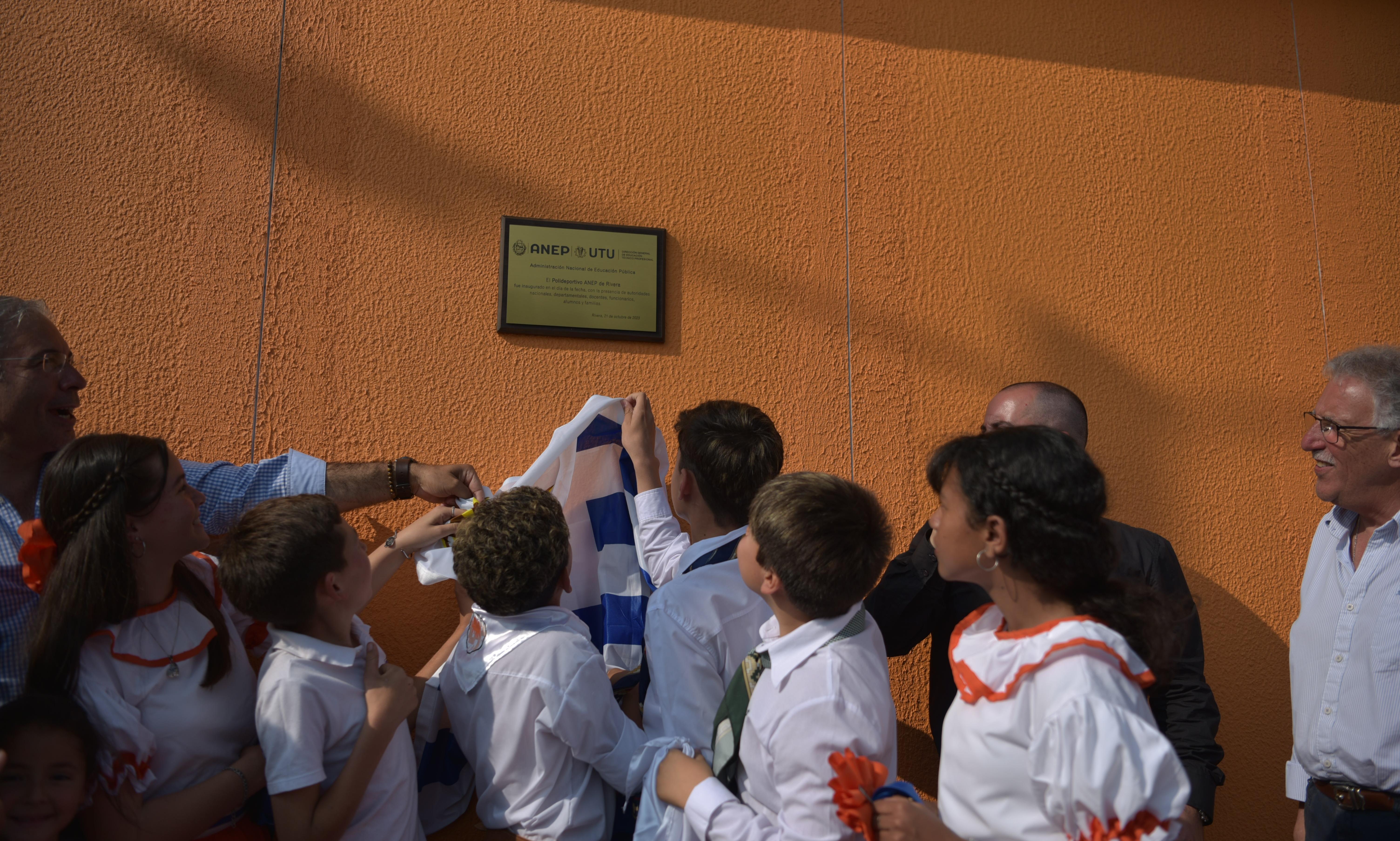 Se inauguró oficialmente el Polideportivo ANEP de Rivera