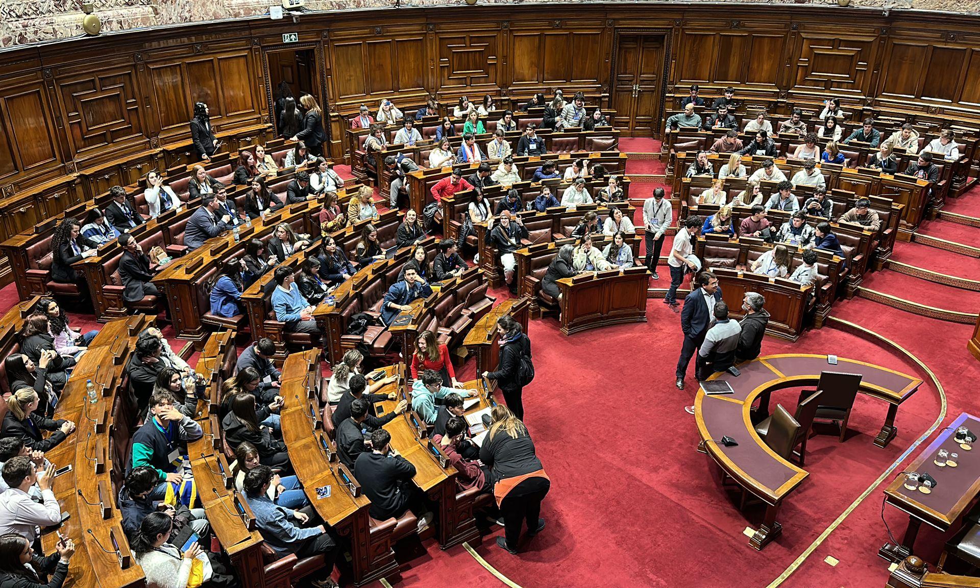 Ganadores del certamen de debate 