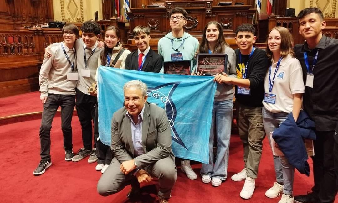 Ganadores del certamen de debate 