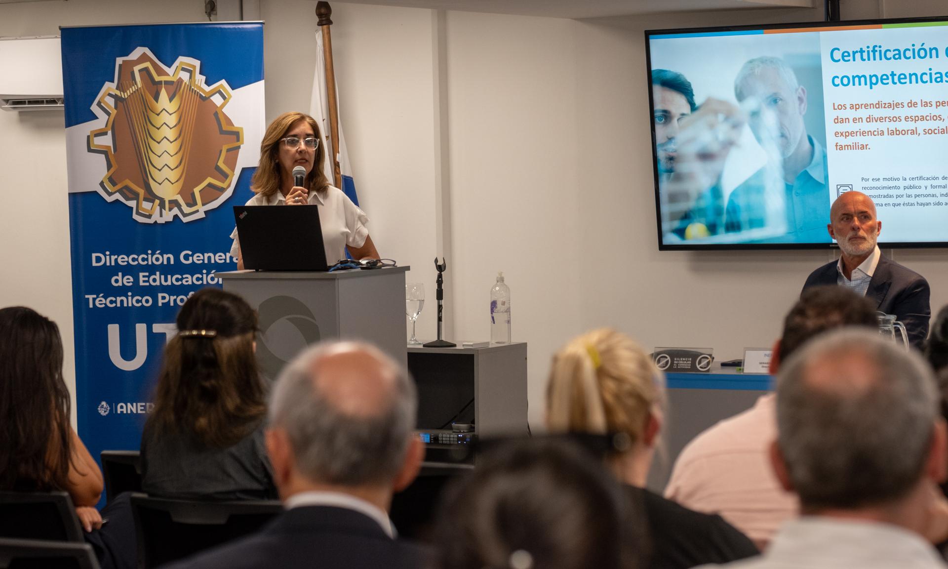 Uruguay Certifica: refrendando experiencias para el mundo laboral