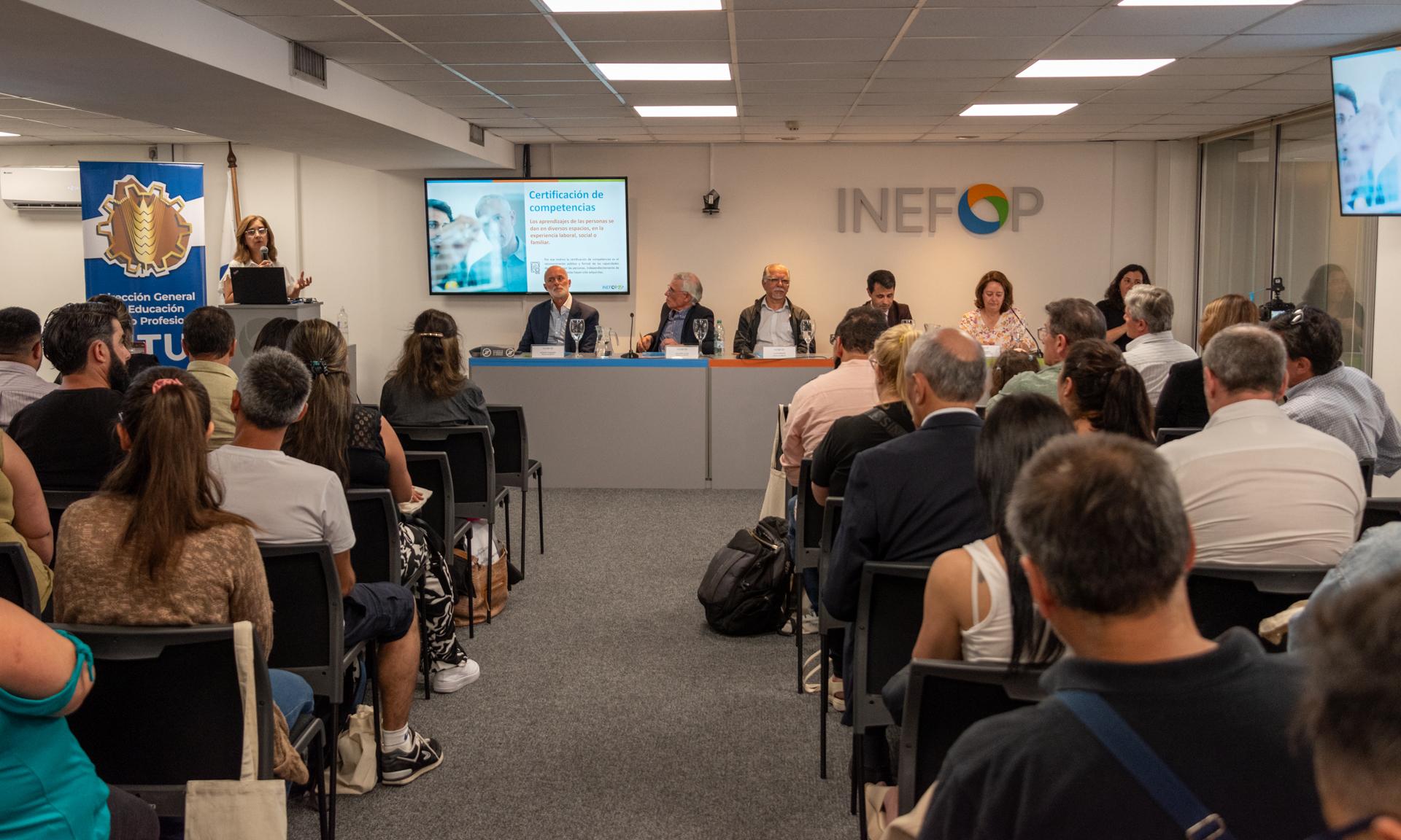 Uruguay Certifica: refrendando experiencias para el mundo laboral