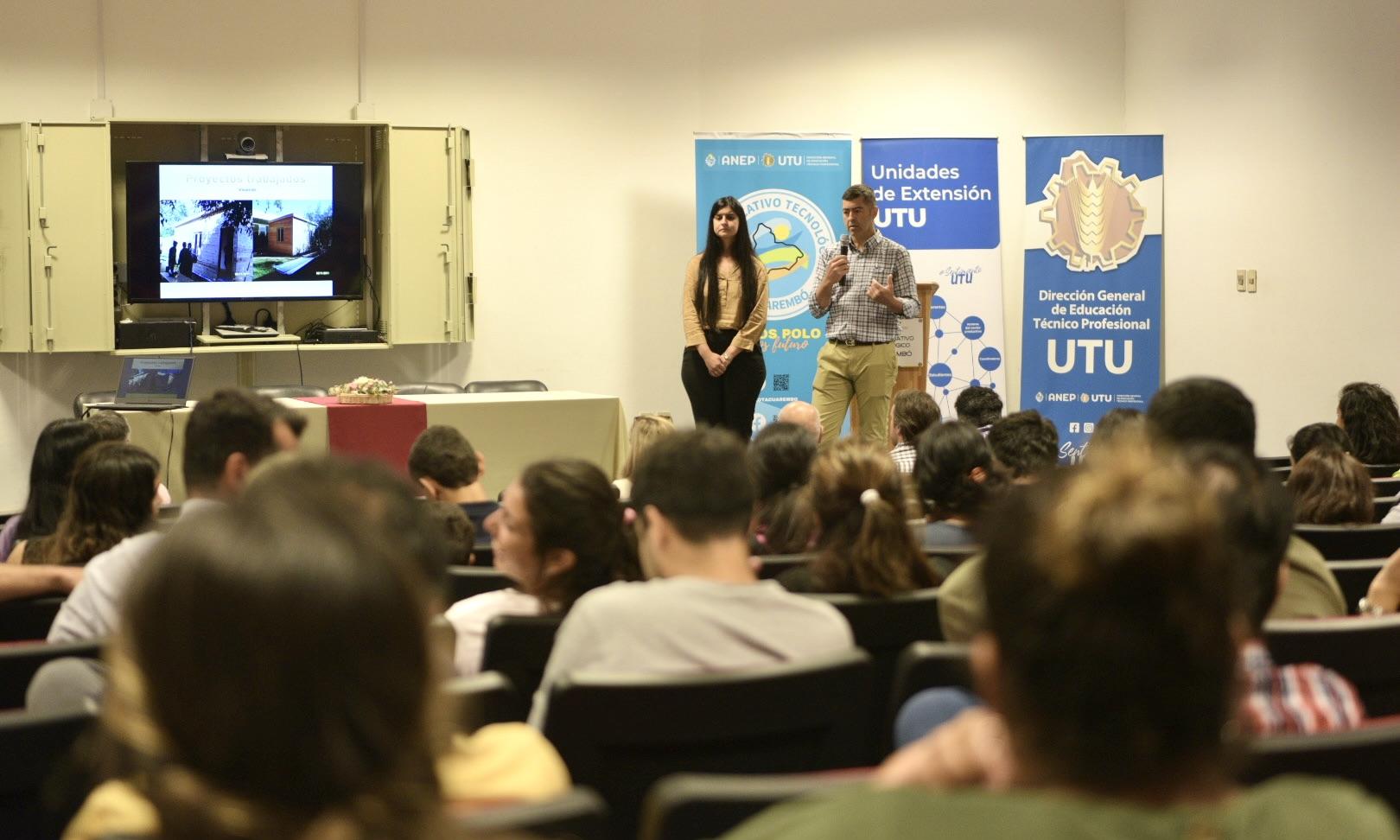 Seminario “Vivienda Social en Madera”
