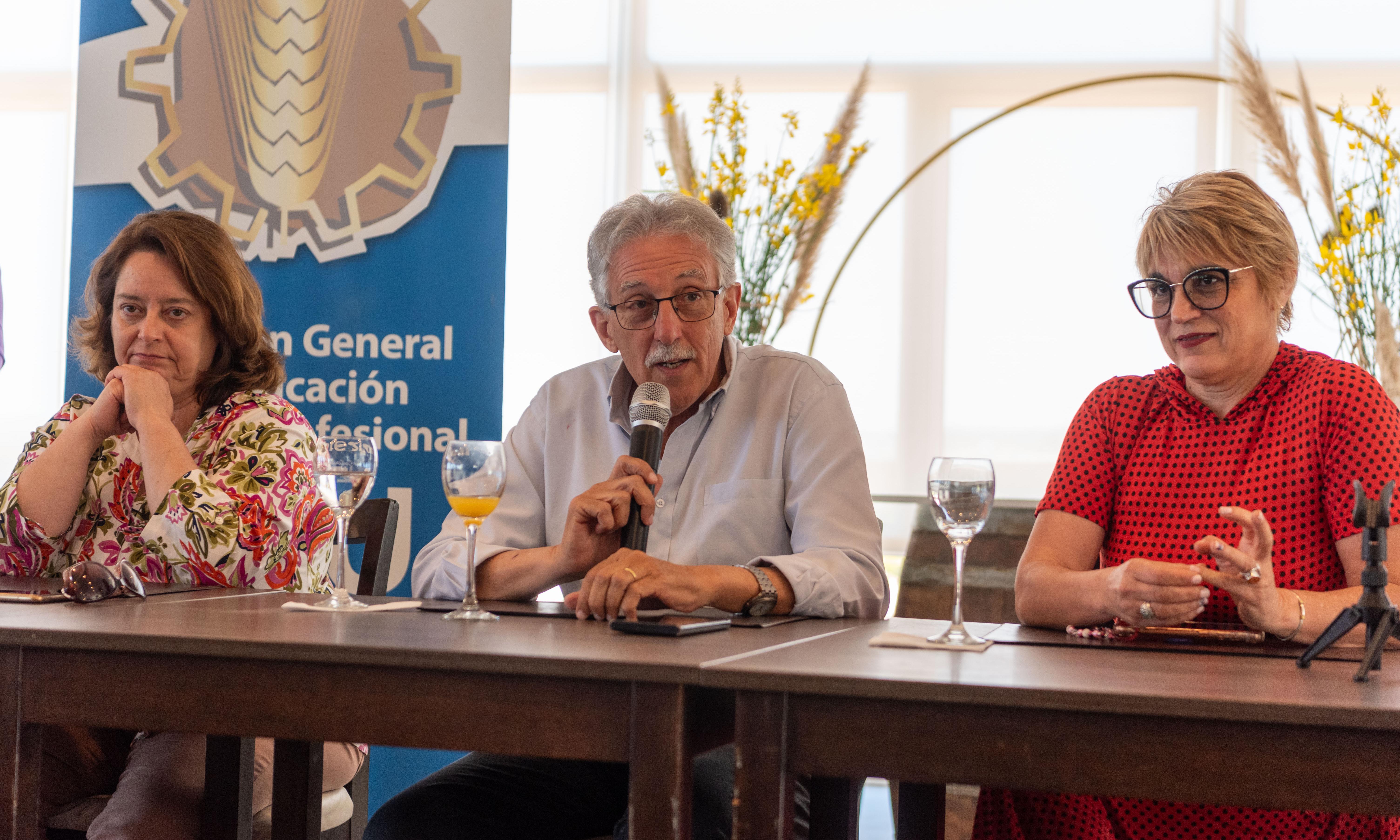 Exitoso cierre del ciclo 2023 de actualización para Profesores Adscriptos de todo el país
