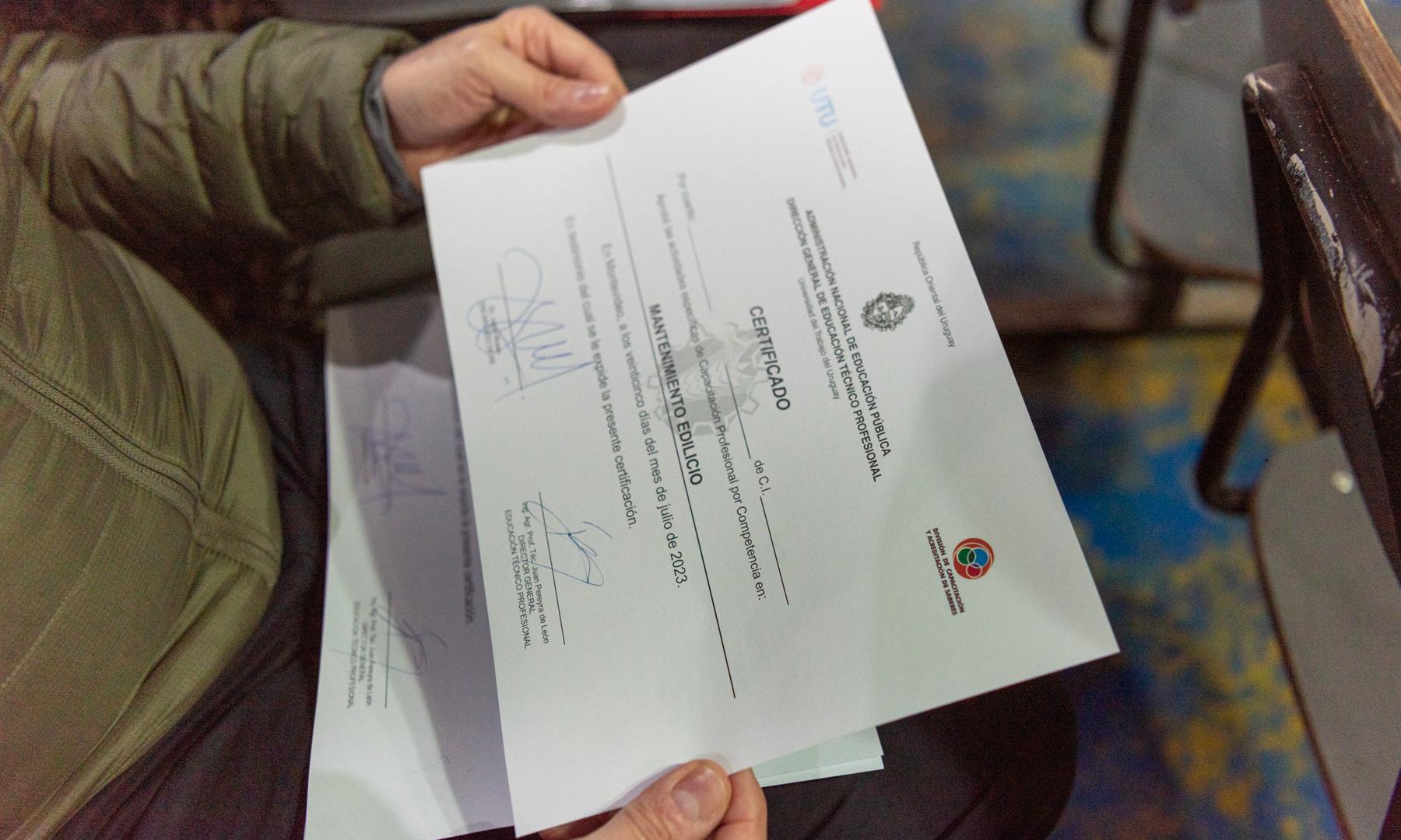 Certificado DICAS