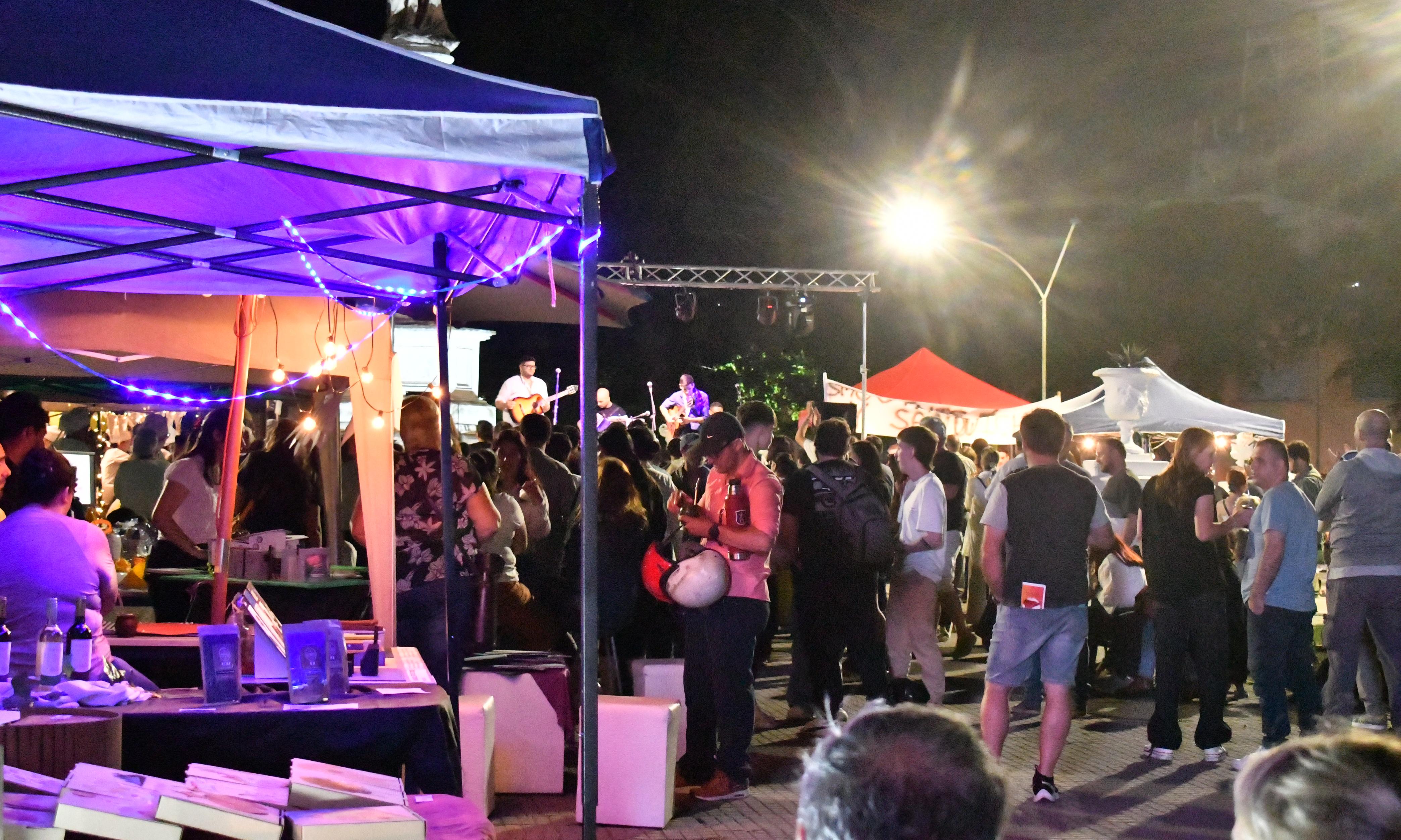 La ciudad de Florida disfrutó y acompañó hasta la noche la muestra anual de UTU