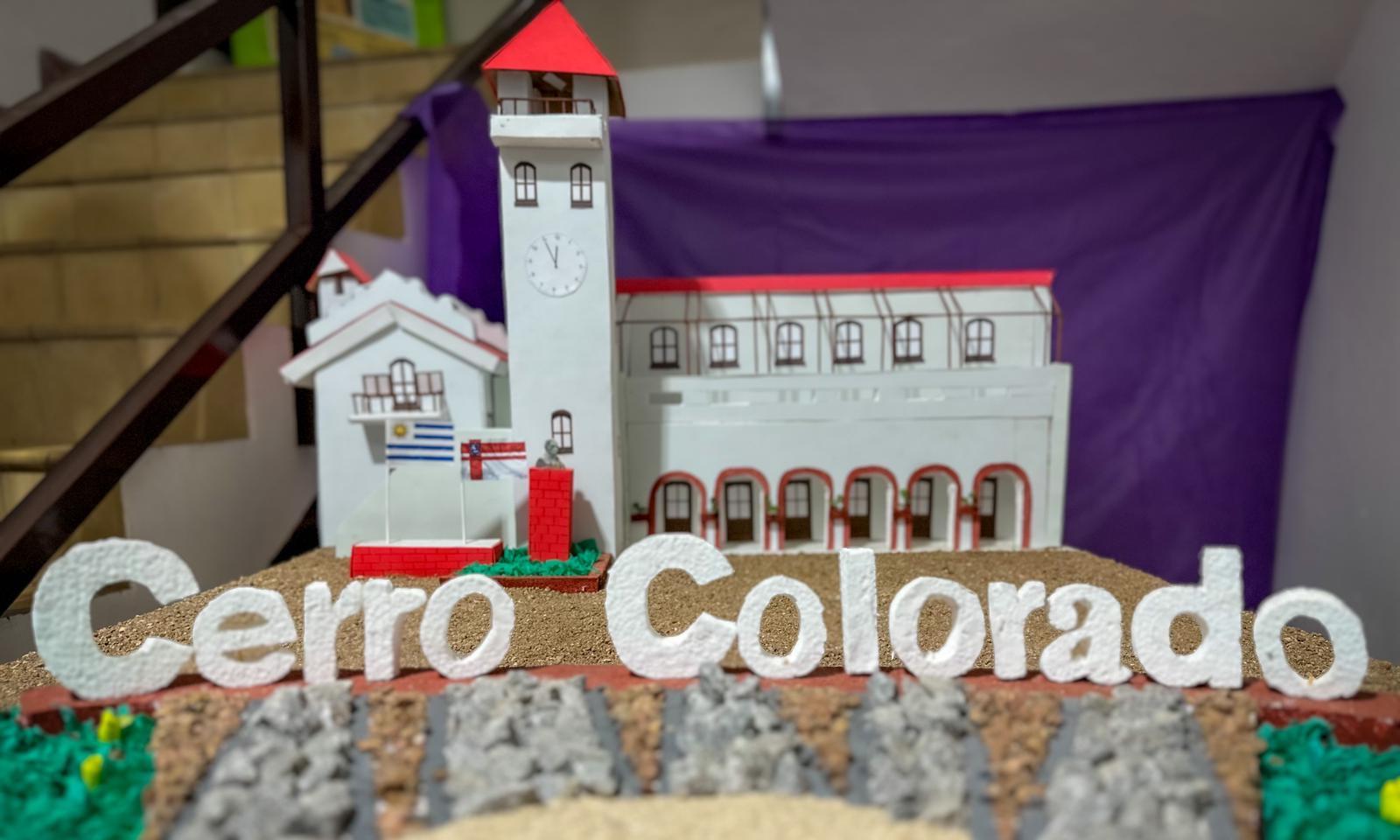 Una noche de emociones: Cerro Colorado celebró su cierre lectivo y anunció nuevos cursos para 2024
