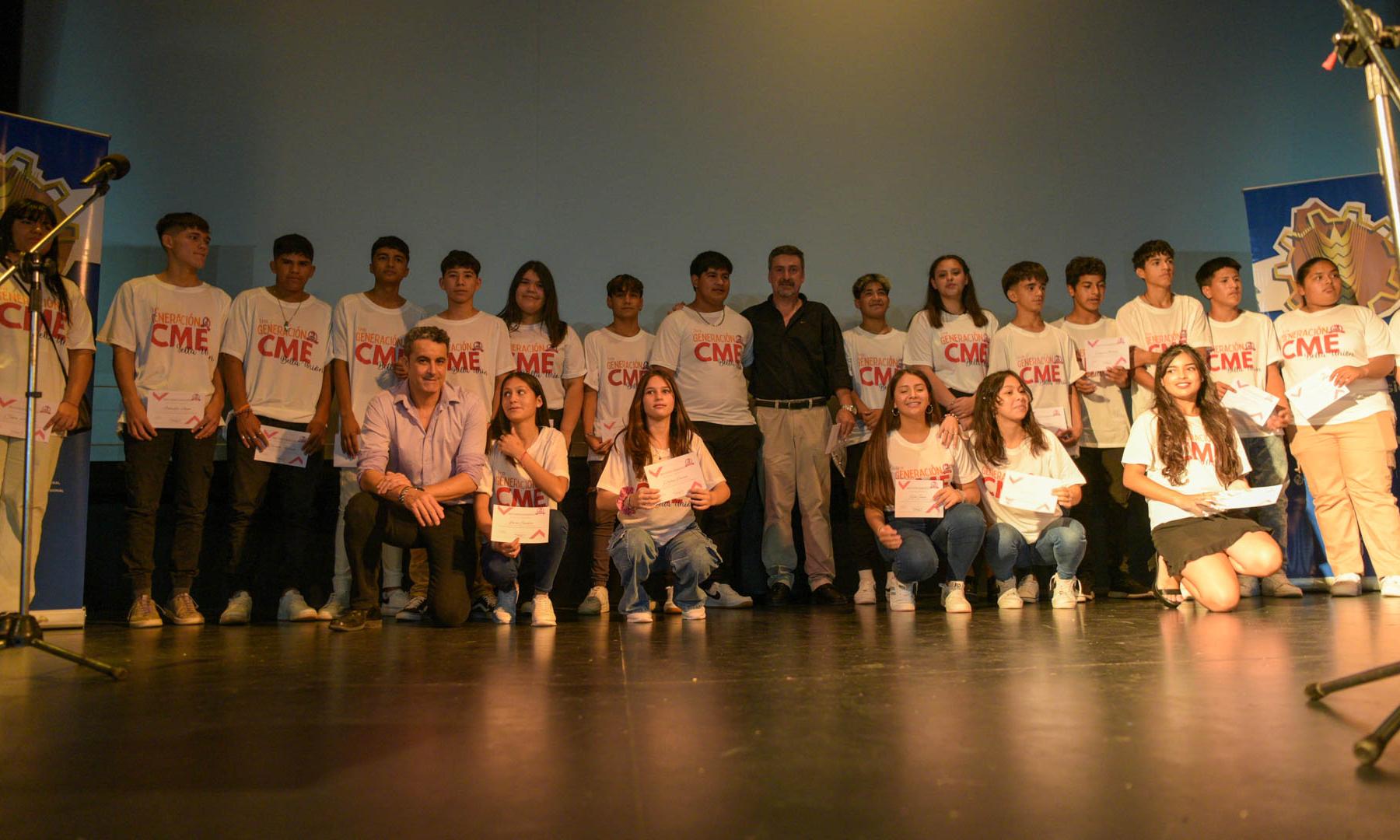 Tres años de crecimiento y emociones: Centro María Espínola de Bella Unión celebró su primera generación de egresados