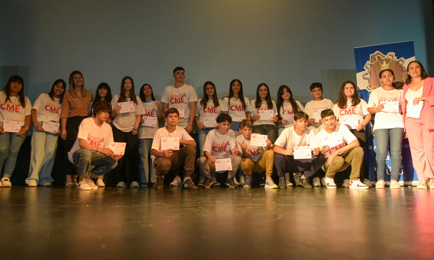 Tres años de crecimiento y emociones: Centro María Espínola de Bella Unión celebró su primera generación de egresados