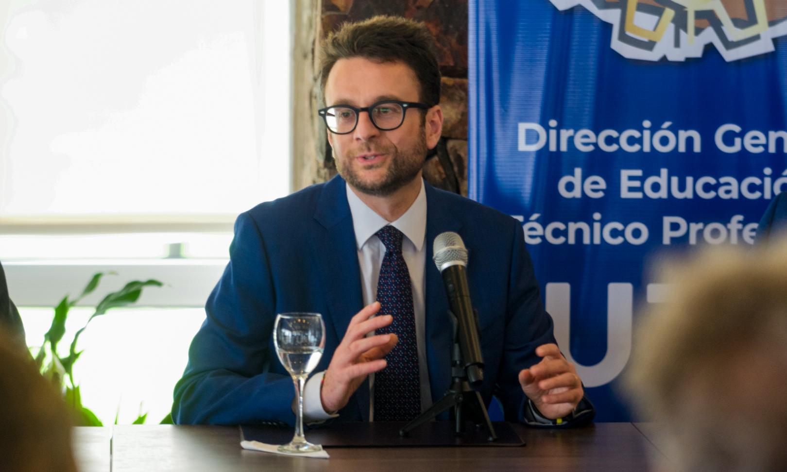 Referente de instituto de gastronomía de Italia y autoridades de Mintur fueron recibidos en restaurante Parada 12