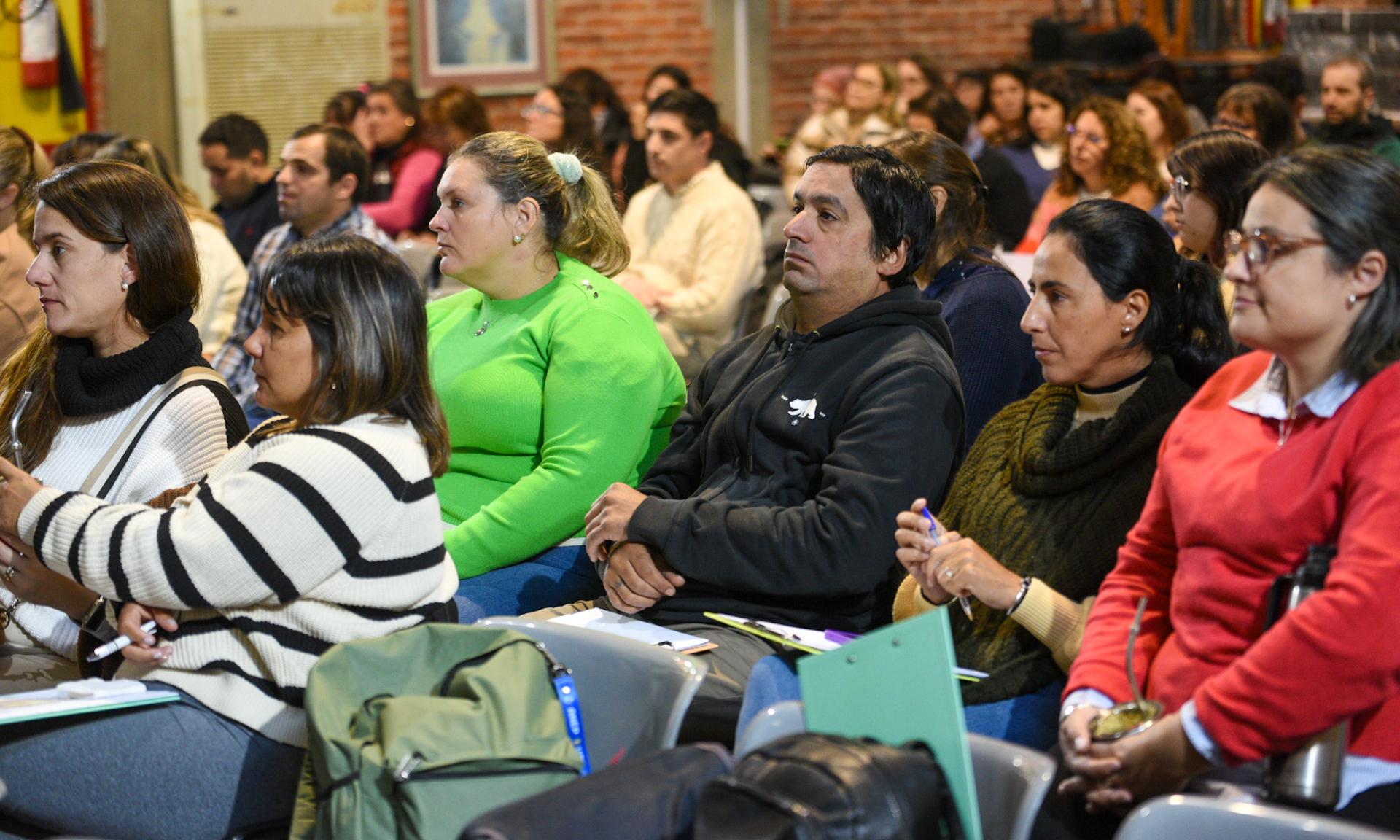 Profesionalizando el rol del adscripto de la DGETP