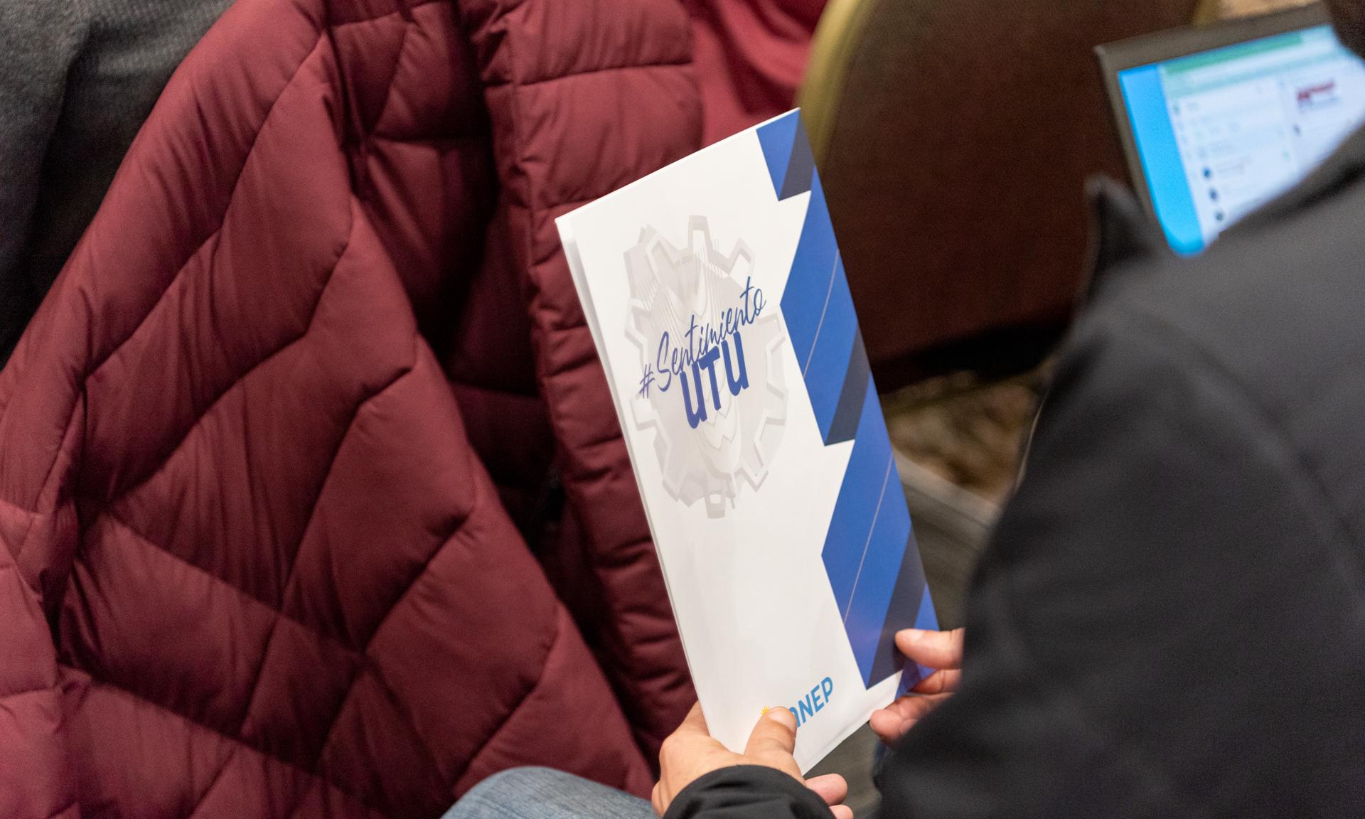Encuentro con docentes sobre las pruebas PISA y sus proyecciones