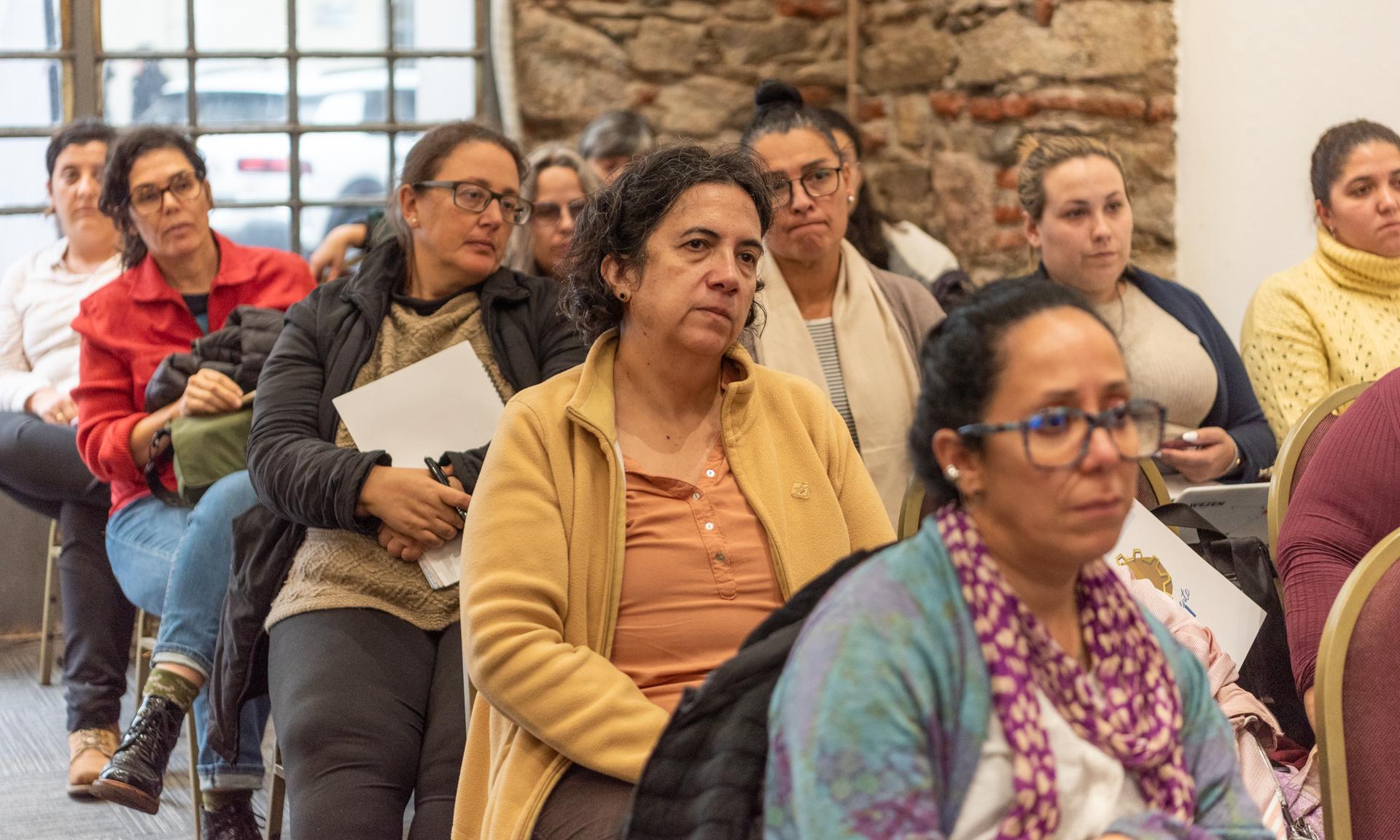Encuentro con docentes sobre las pruebas PISA y sus proyecciones