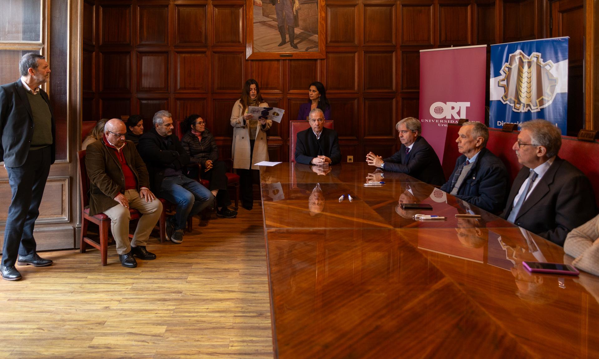 Utu_firma_convenio_con_ORT