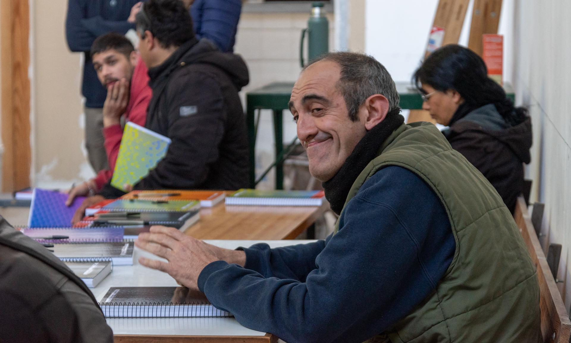 Querer salir adelante: Más cursos multioficios para usuarios de los programas del MIDES