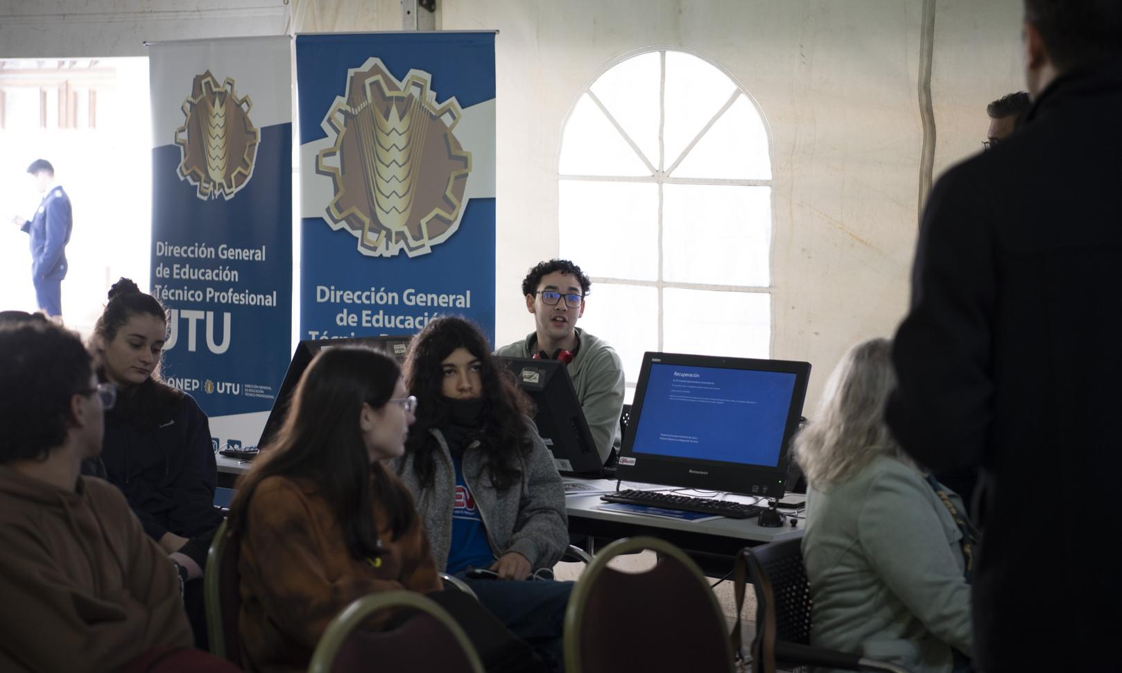 UTE profundiza sobre la movilidad eléctrica en la Semana de la Innovación y Tecnología 