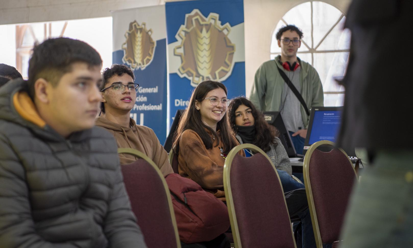 UTE profundiza sobre la movilidad eléctrica en la Semana de la Innovación y Tecnología 