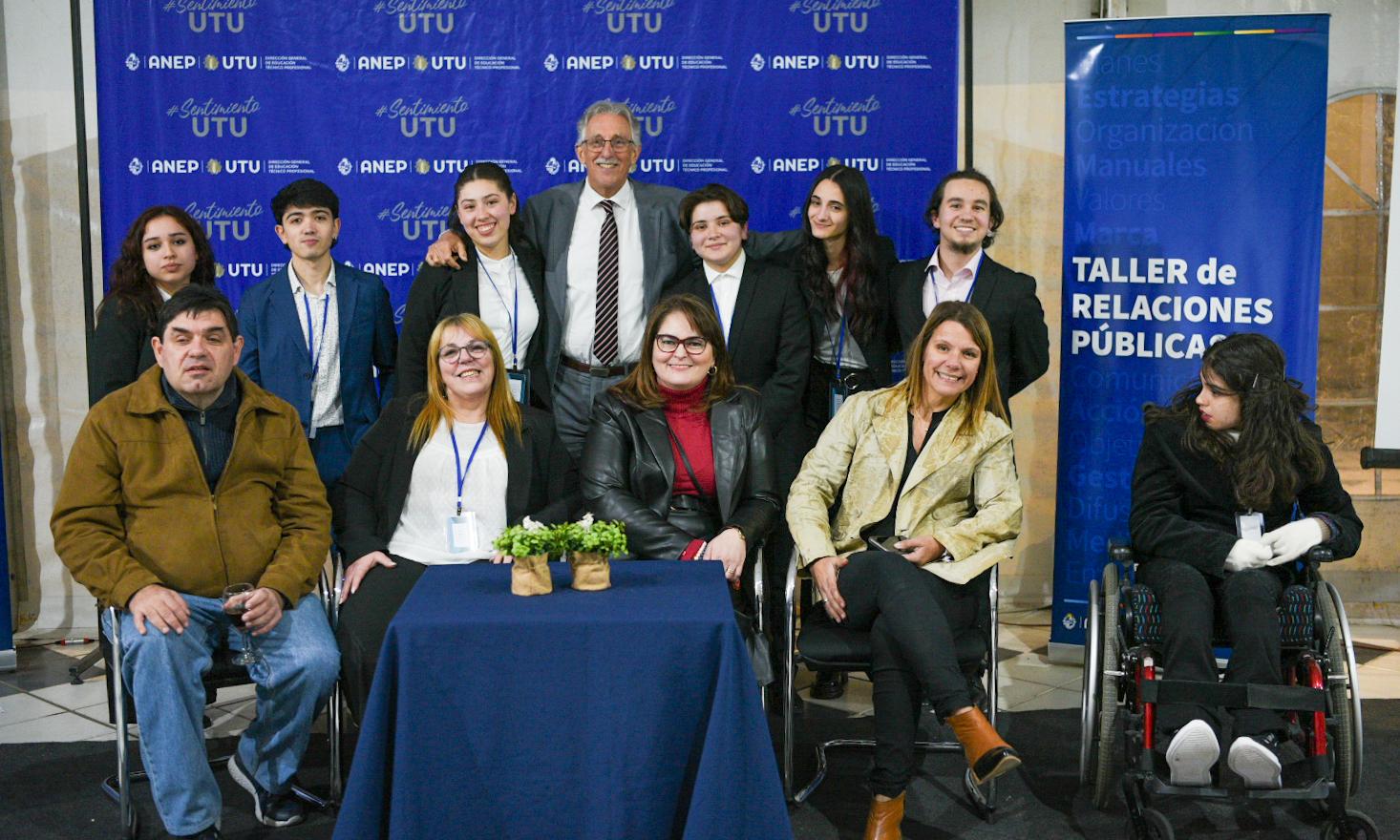 Escuela Superior de Comunicación Social y Diseño Gráfico: 45 AÑOS