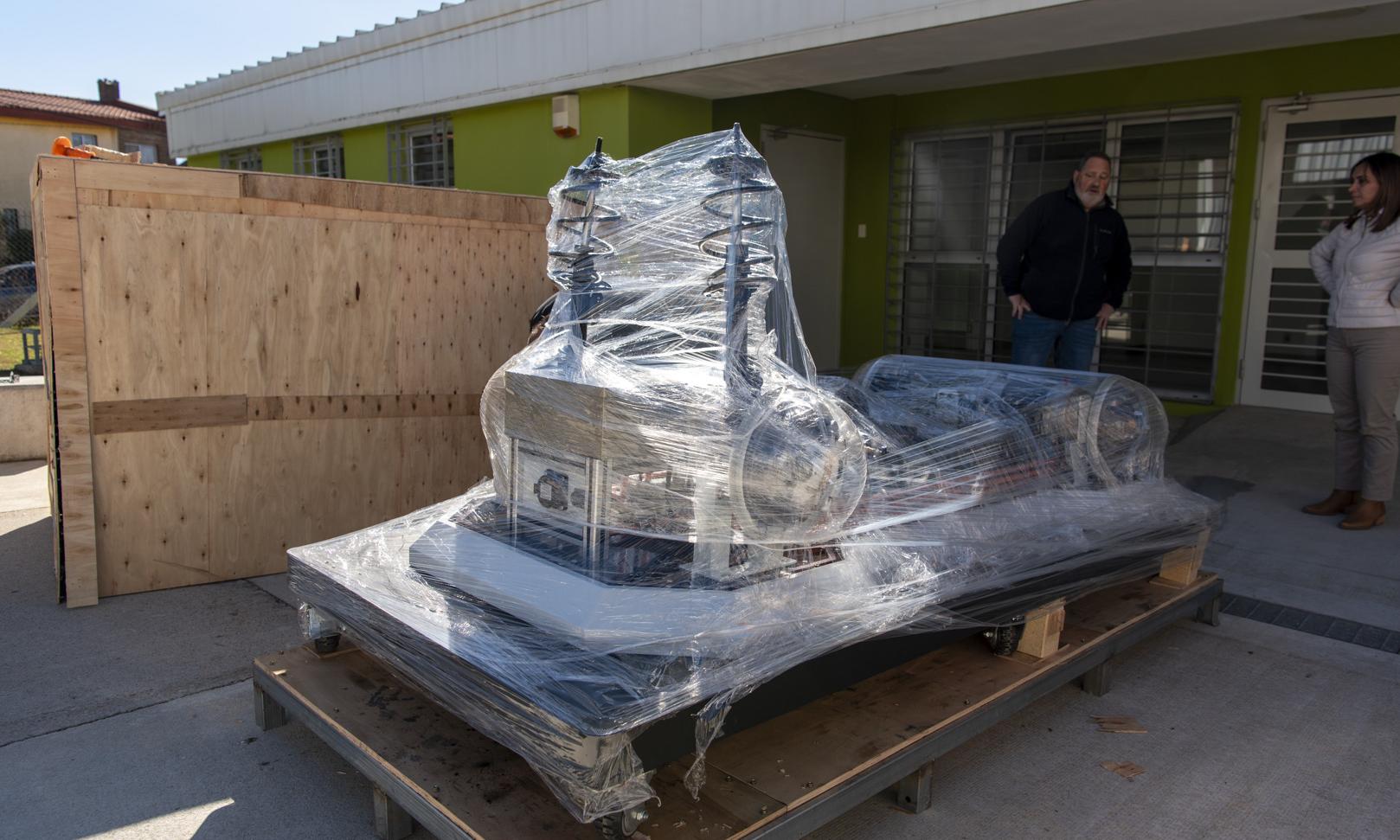 IAE Las Piedras recibió materiales para contribuir en las practicas de los estudiantes