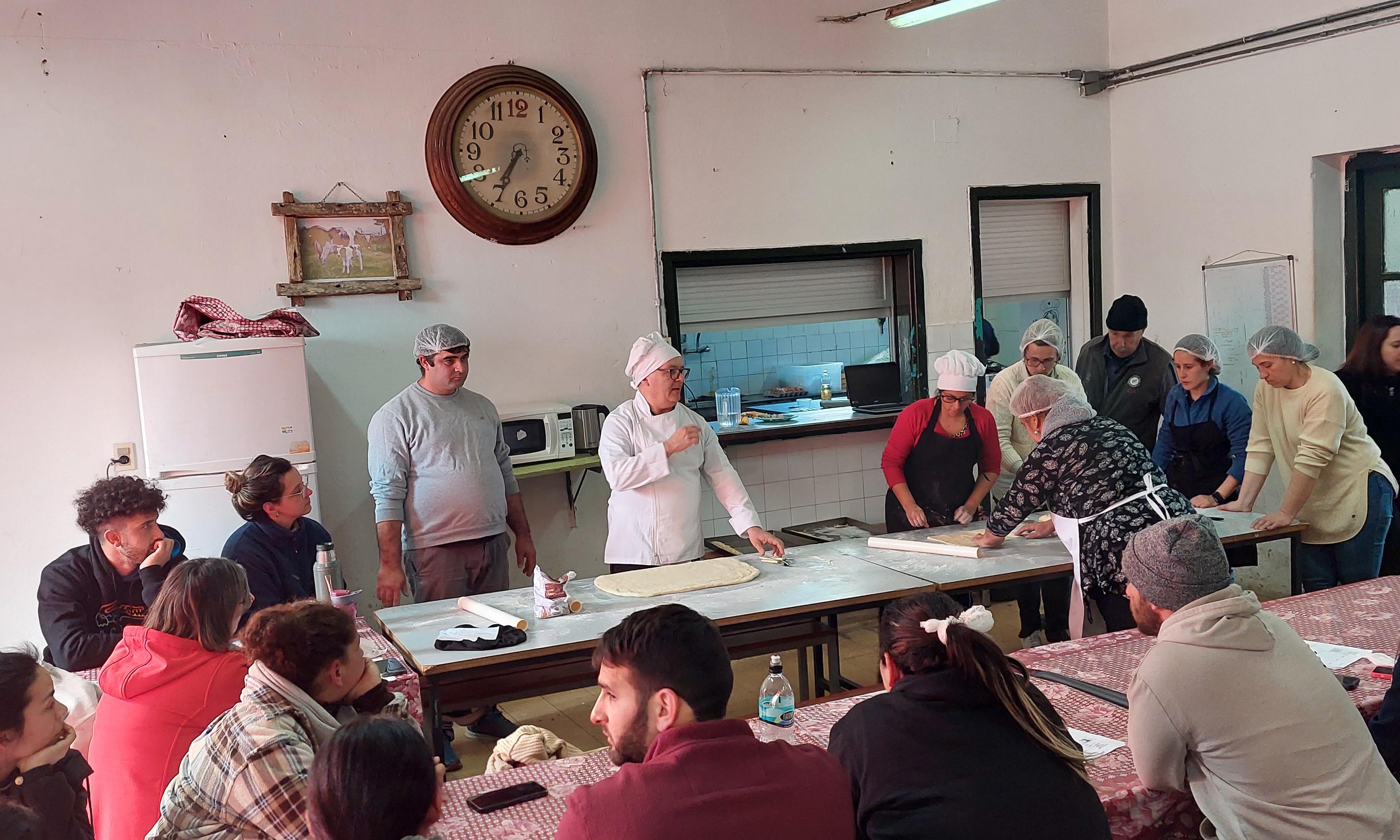  personal de campo y personal de cocina