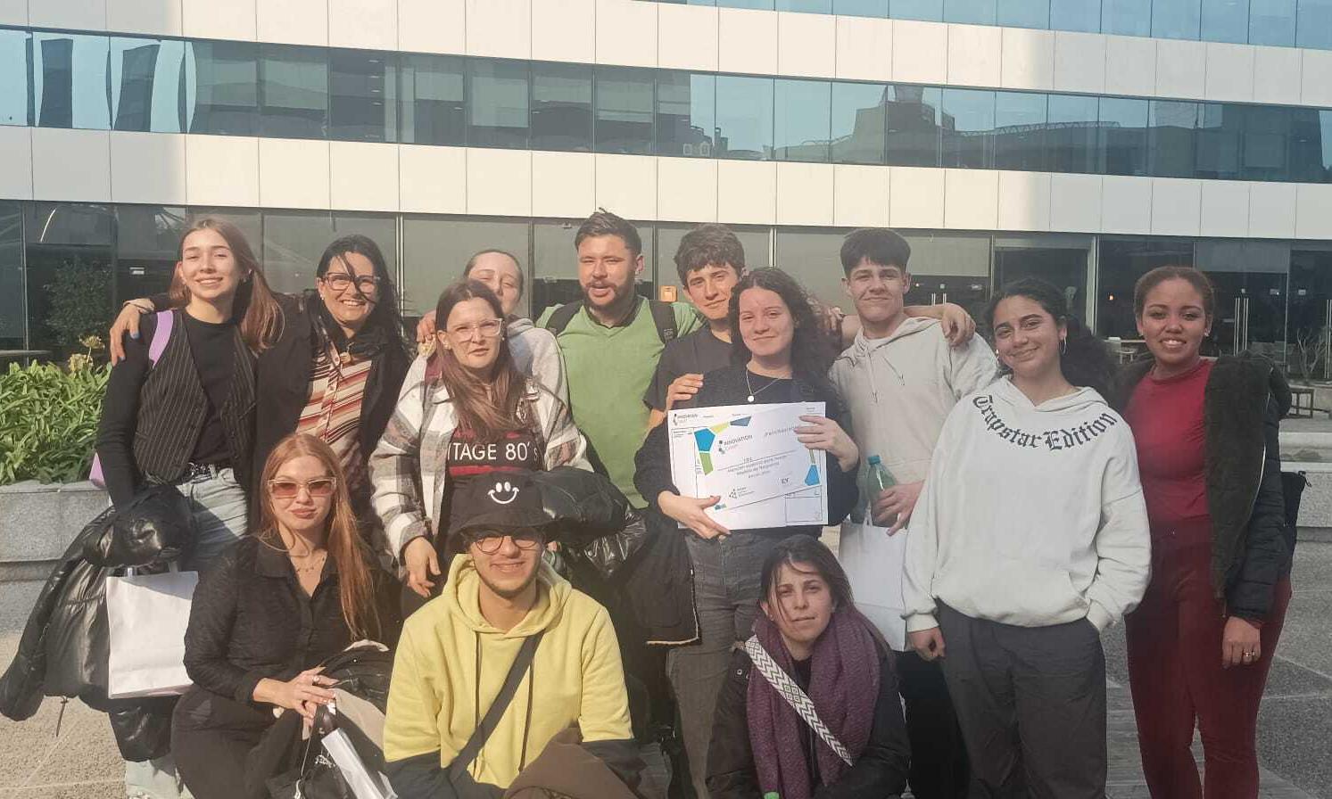 Jóvenes de UTU Rocha se llevan reconocimiento y una experiencia académica unica en actividad de DESEM