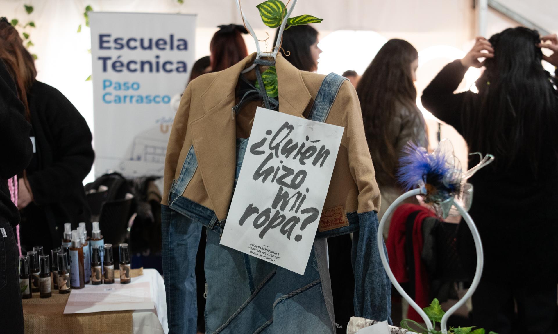 Ante una masiva presencia de estudiantes se inauguró la Expo Educa Estética 2024
