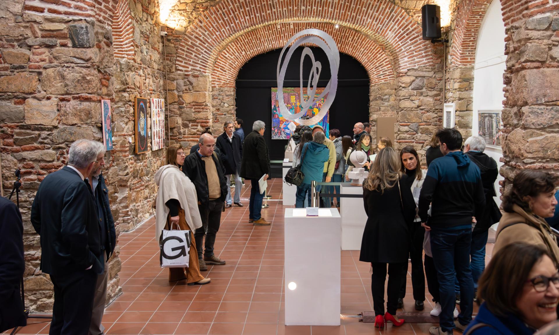 El Centro Cultural recibió con orgullo la muestra colectiva del grupo ChafaloteArte