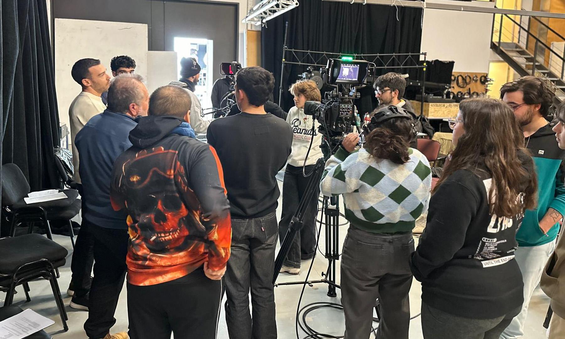 De la teoría a la práctica: Estudio 9 ofrece a estudiantes una inmersión en la producción HD