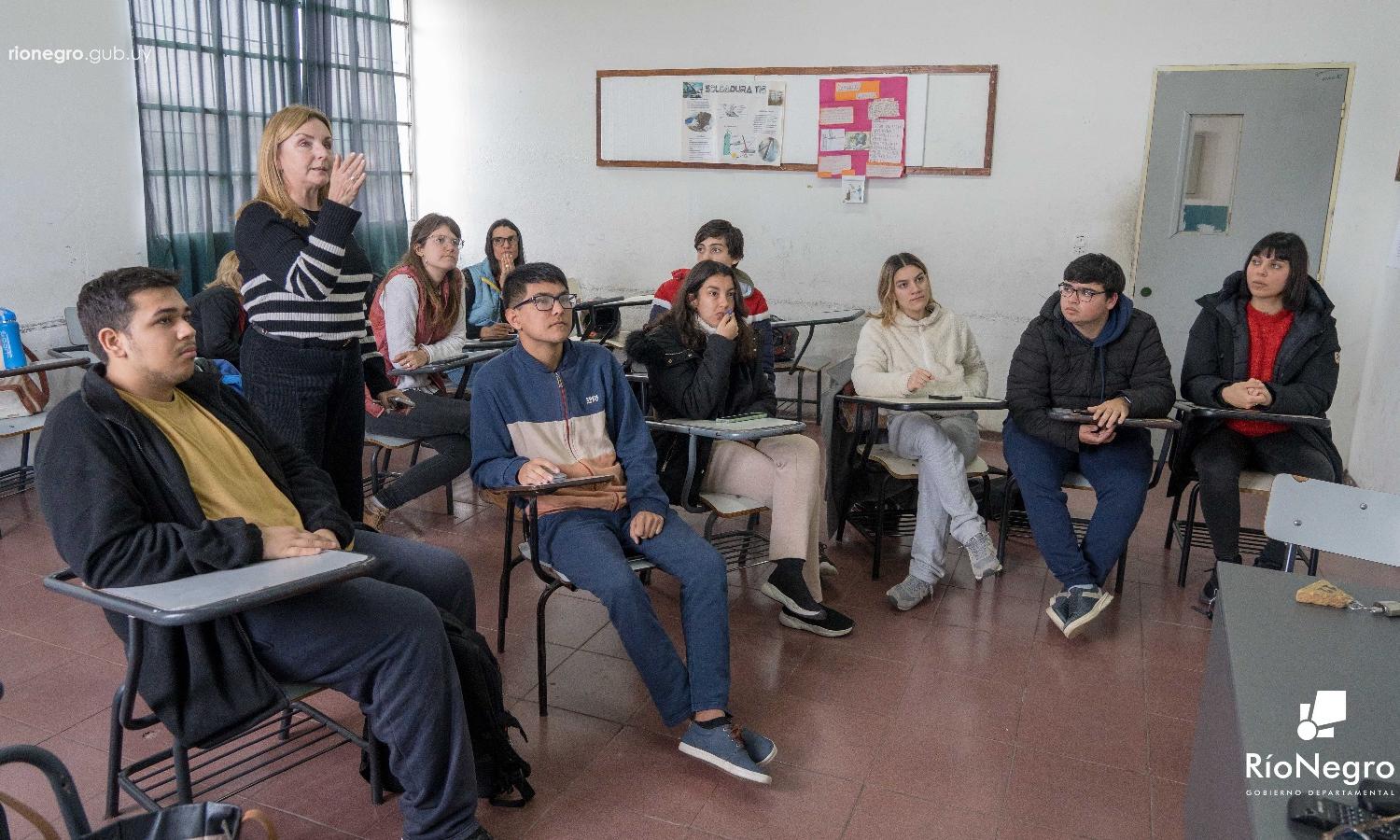 curso sobre eficiencia energética e integración de energías renovables en entornos habitados 