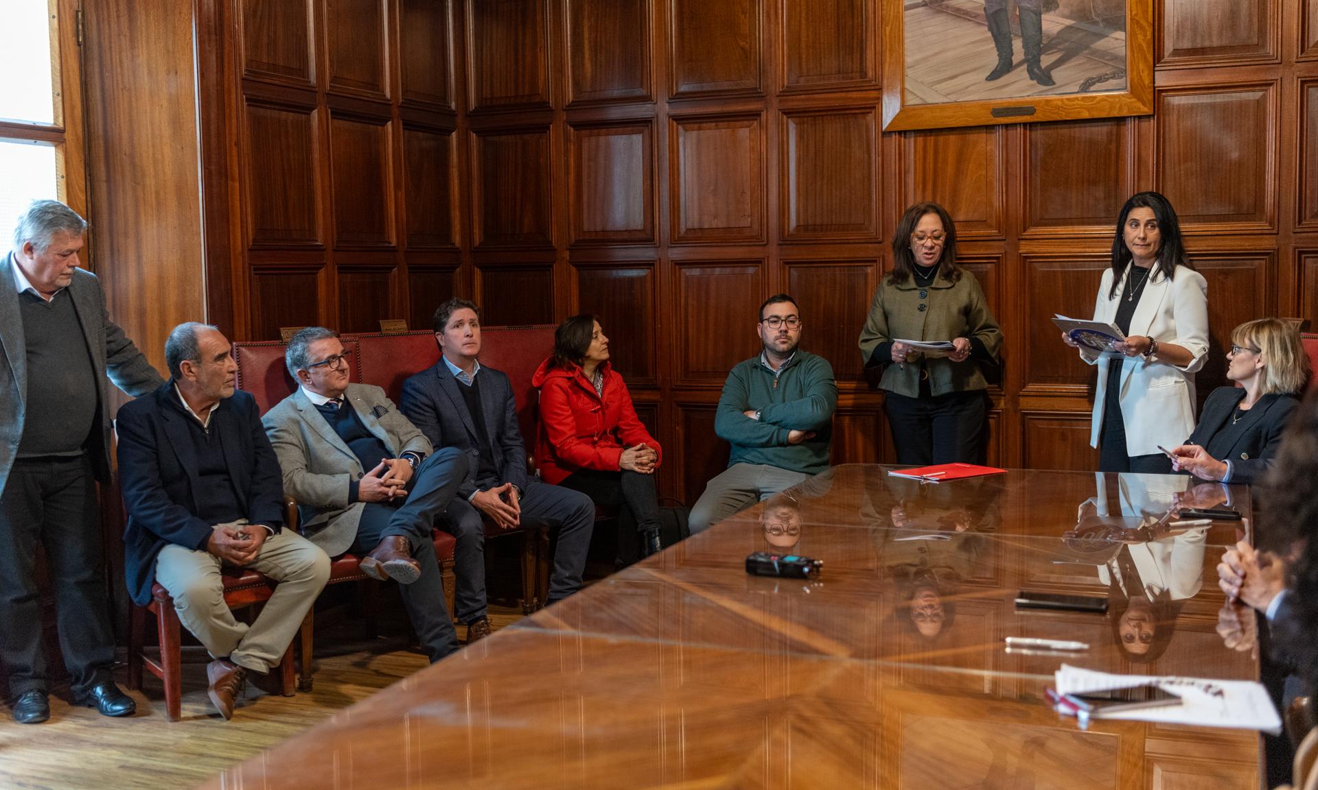 Se firmó un convenio con Banco Santander