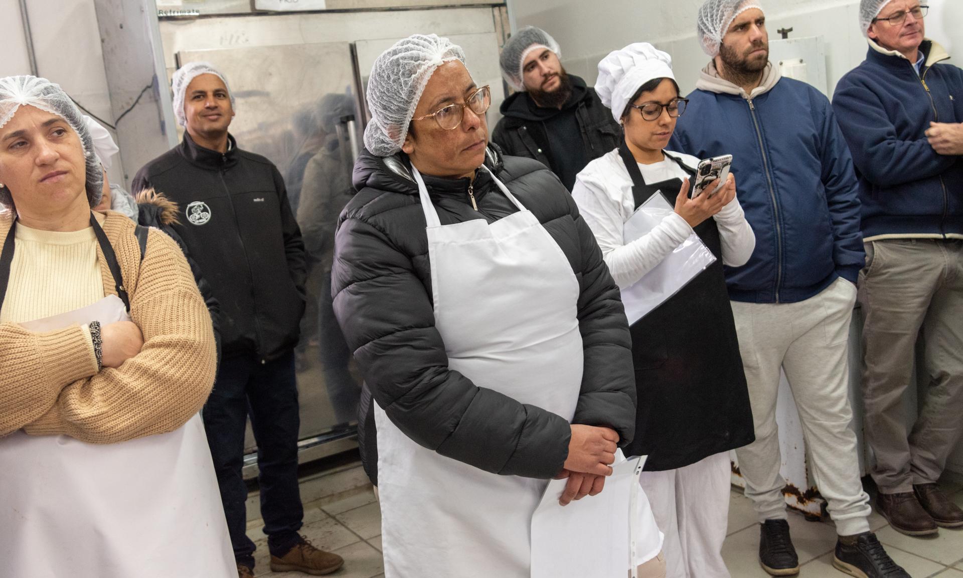  personal de campo y personal de cocina
