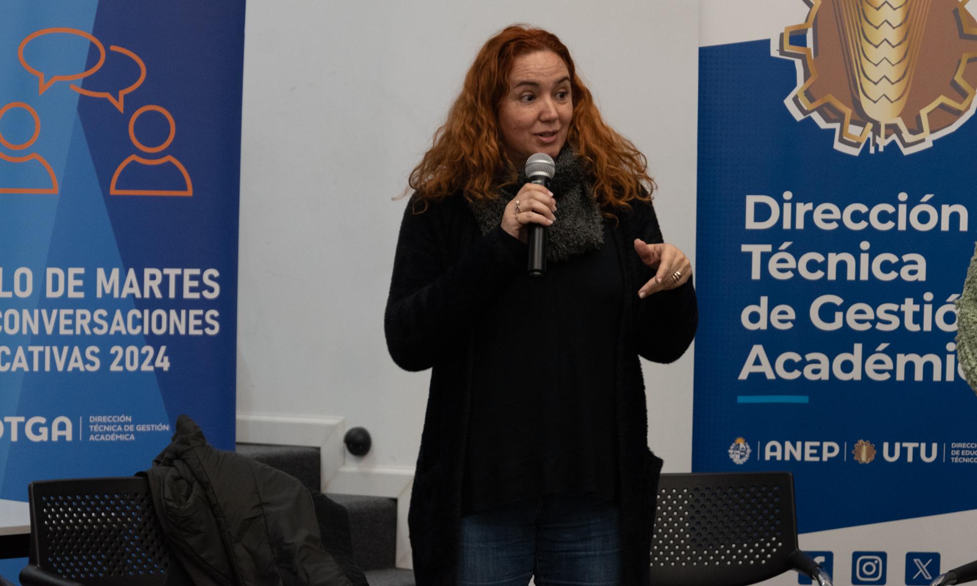 Charla sobre herramientas Sistémicas y aprendizaje para las Prácticas Educativas en UTU